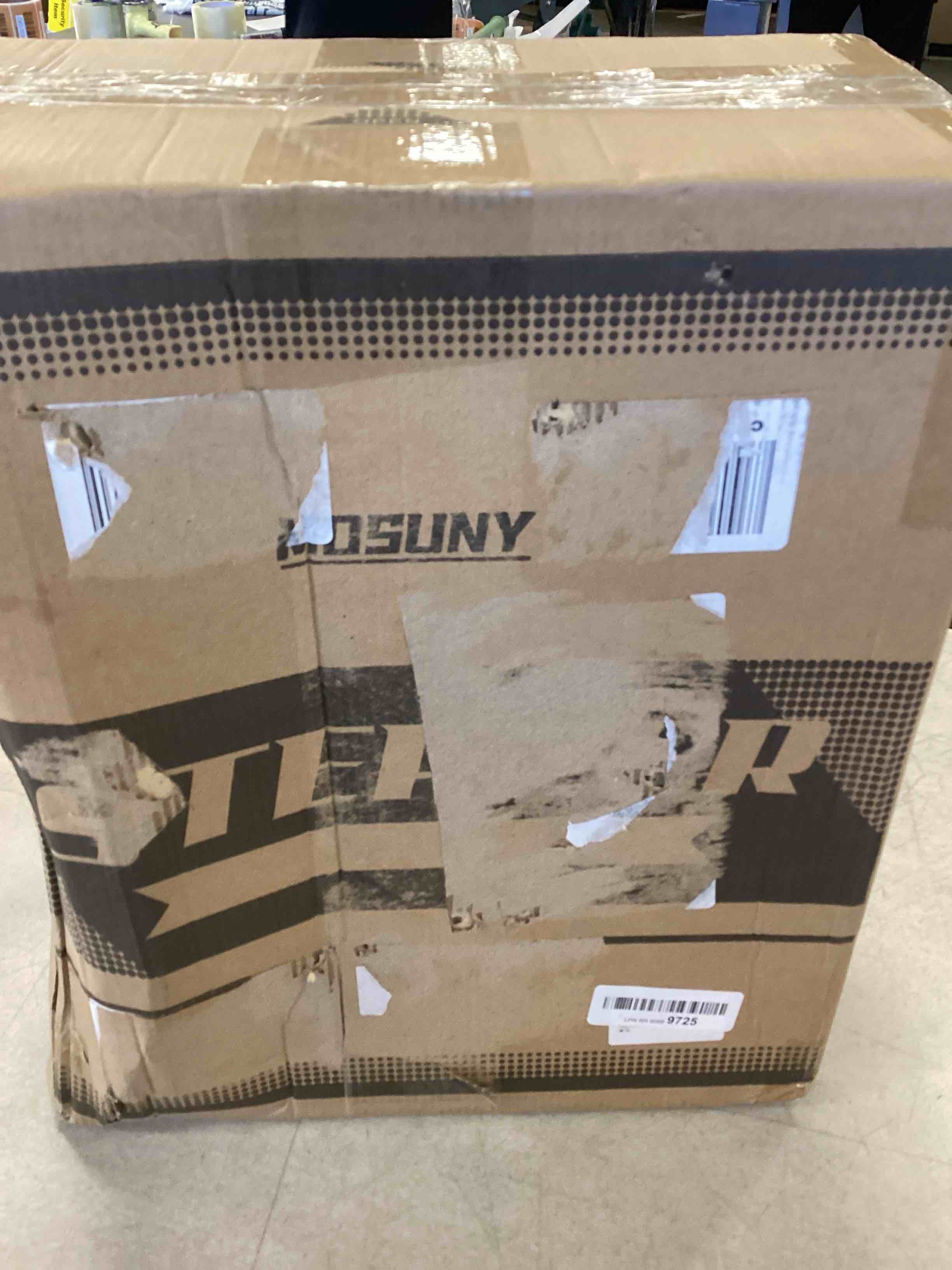 https://s3.amazonaws.com/lotting-images-prod/bidfta/RED6186384_1713442408011.jpeg