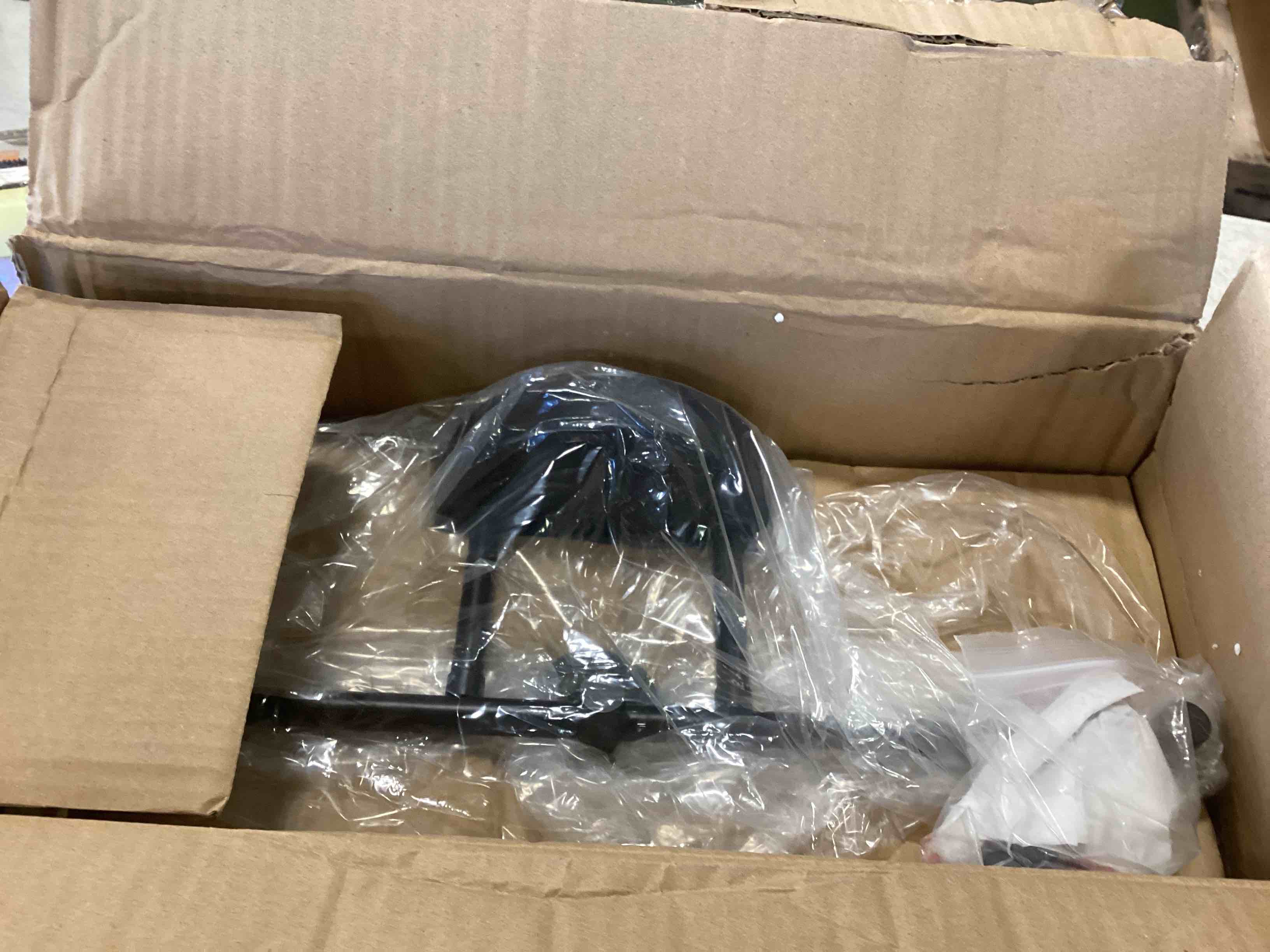 https://s3.amazonaws.com/lotting-images-prod/bidfta/RED6186388_1713442795193.jpeg