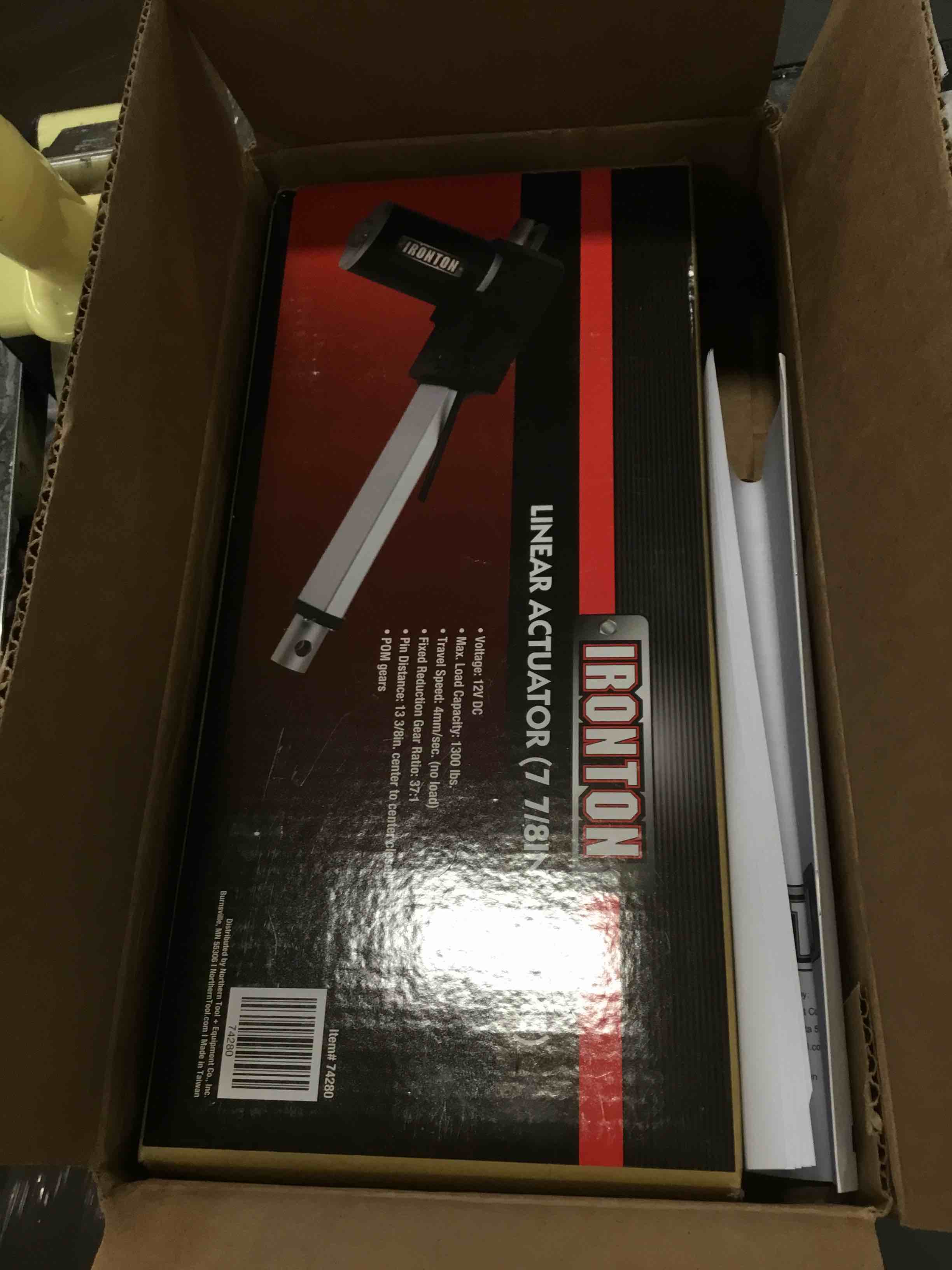 https://s3.amazonaws.com/lotting-images-prod/bidfta/RED6186936_1714228788447.jpeg