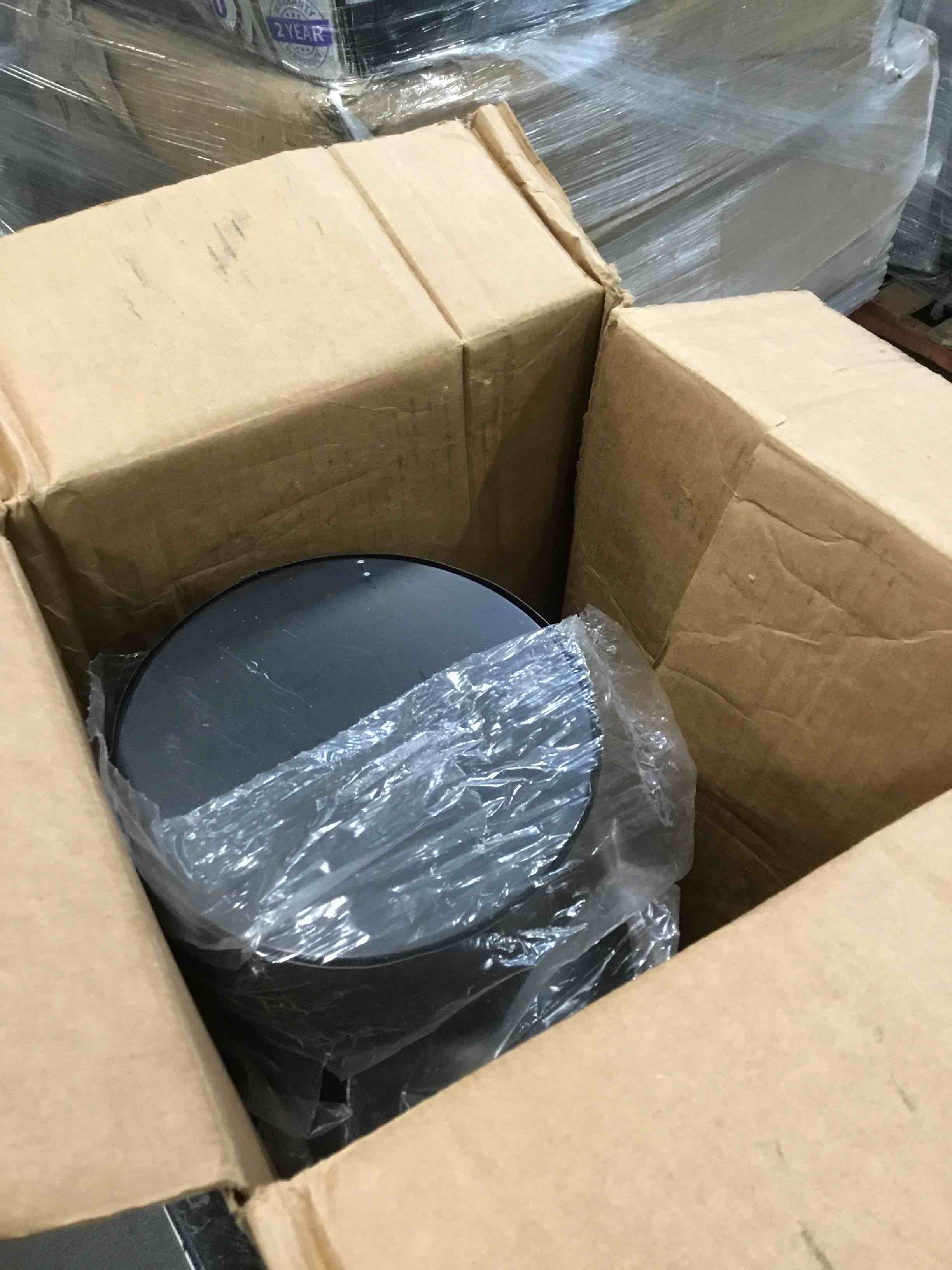 https://s3.amazonaws.com/lotting-images-prod/bidfta/RED6186957_1714234606866.jpeg