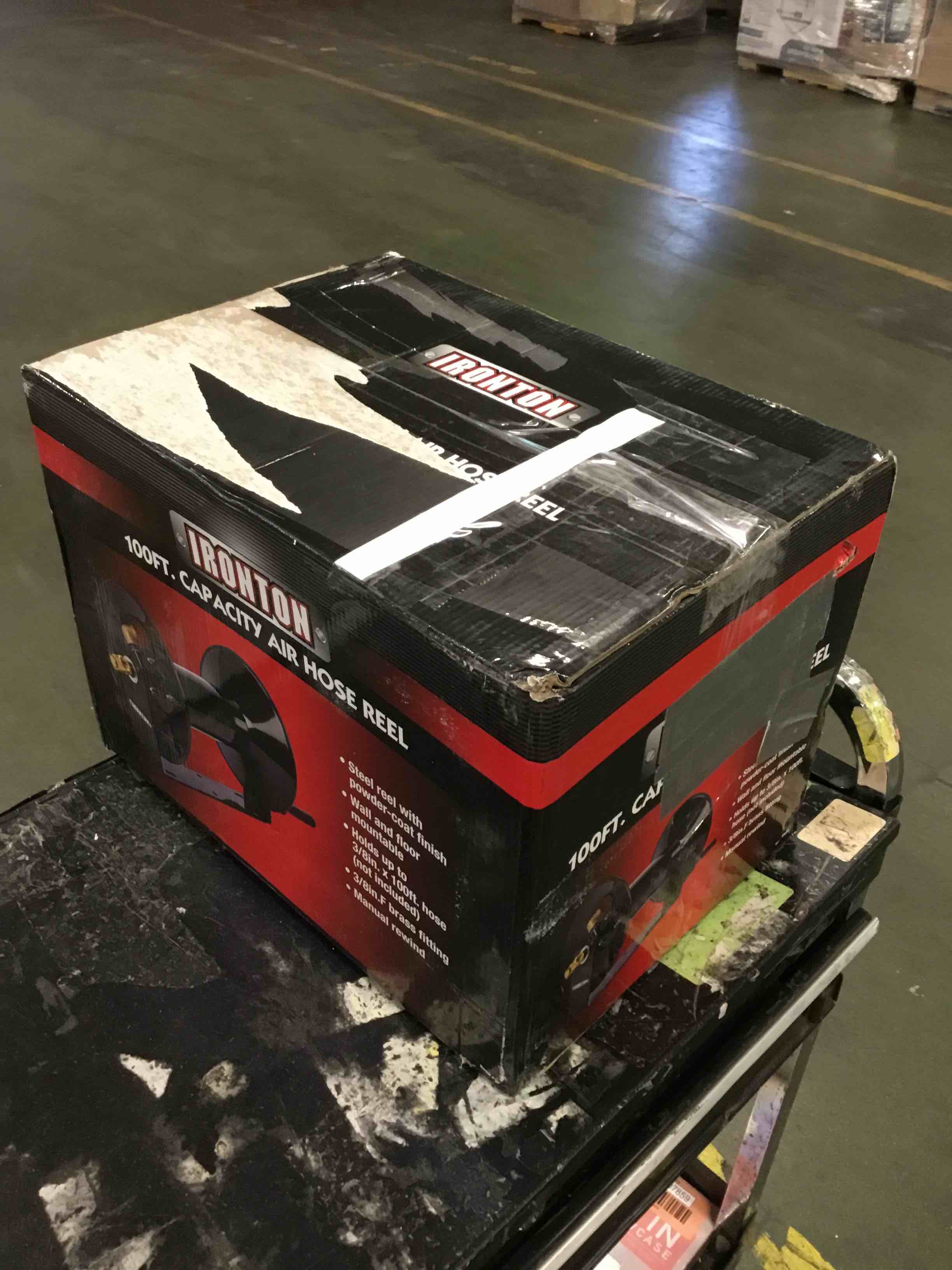 https://s3.amazonaws.com/lotting-images-prod/bidfta/RED6186977_1714394297266.jpeg