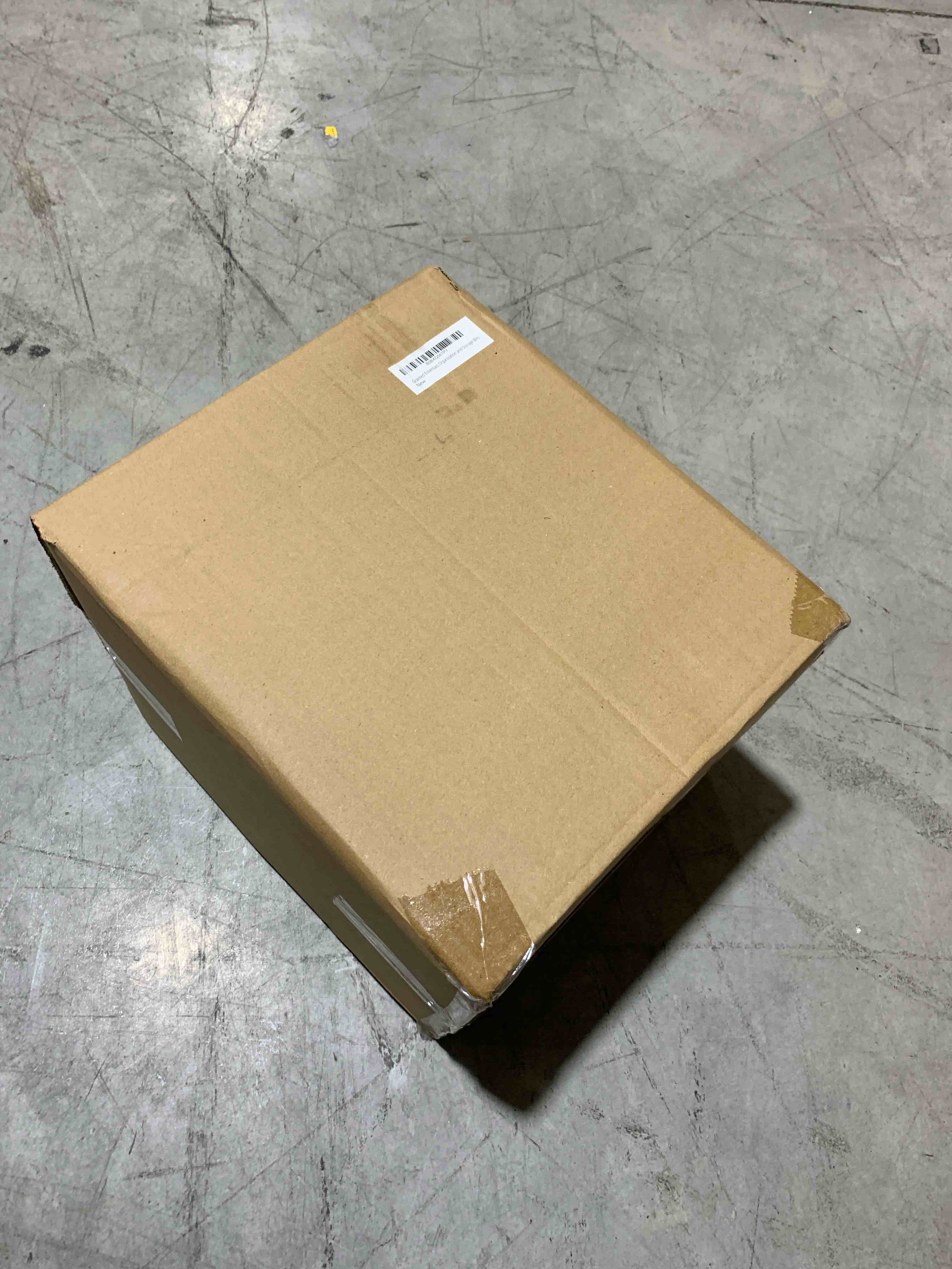 https://s3.amazonaws.com/lotting-images-prod/bidfta/RED6188148_1720989237805.jpeg