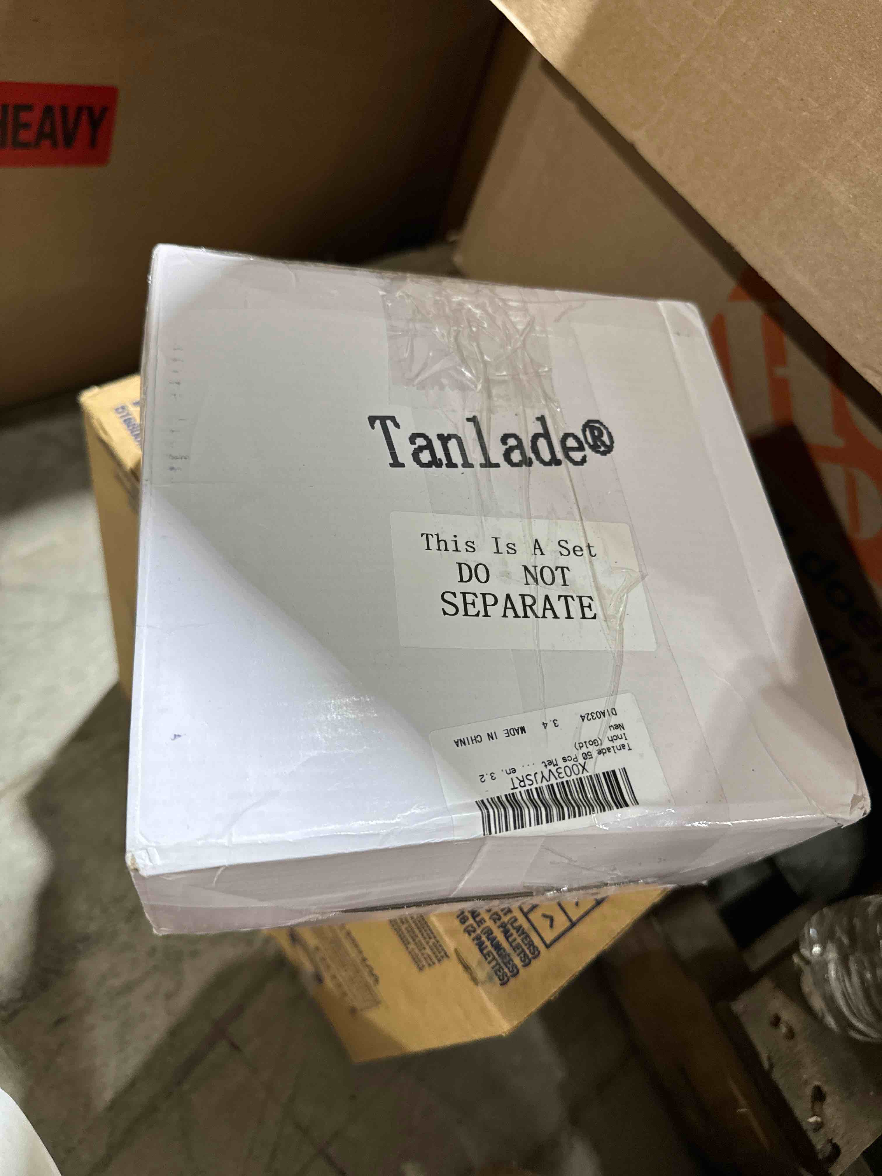 https://s3.amazonaws.com/lotting-images-prod/bidfta/RED6191008_1722202239115.jpeg