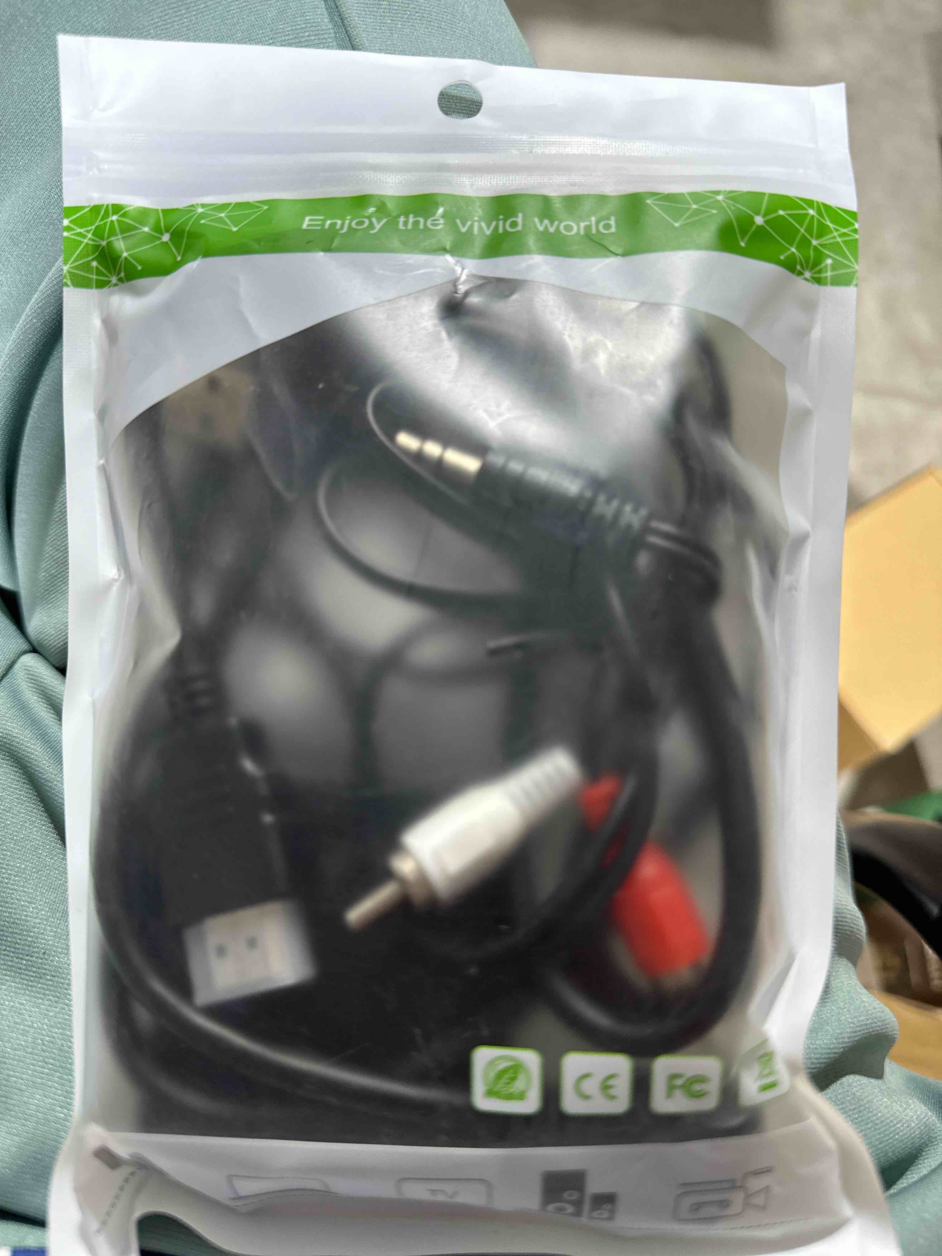 https://s3.amazonaws.com/lotting-images-prod/bidfta/RED6191141_1723420780571.jpeg