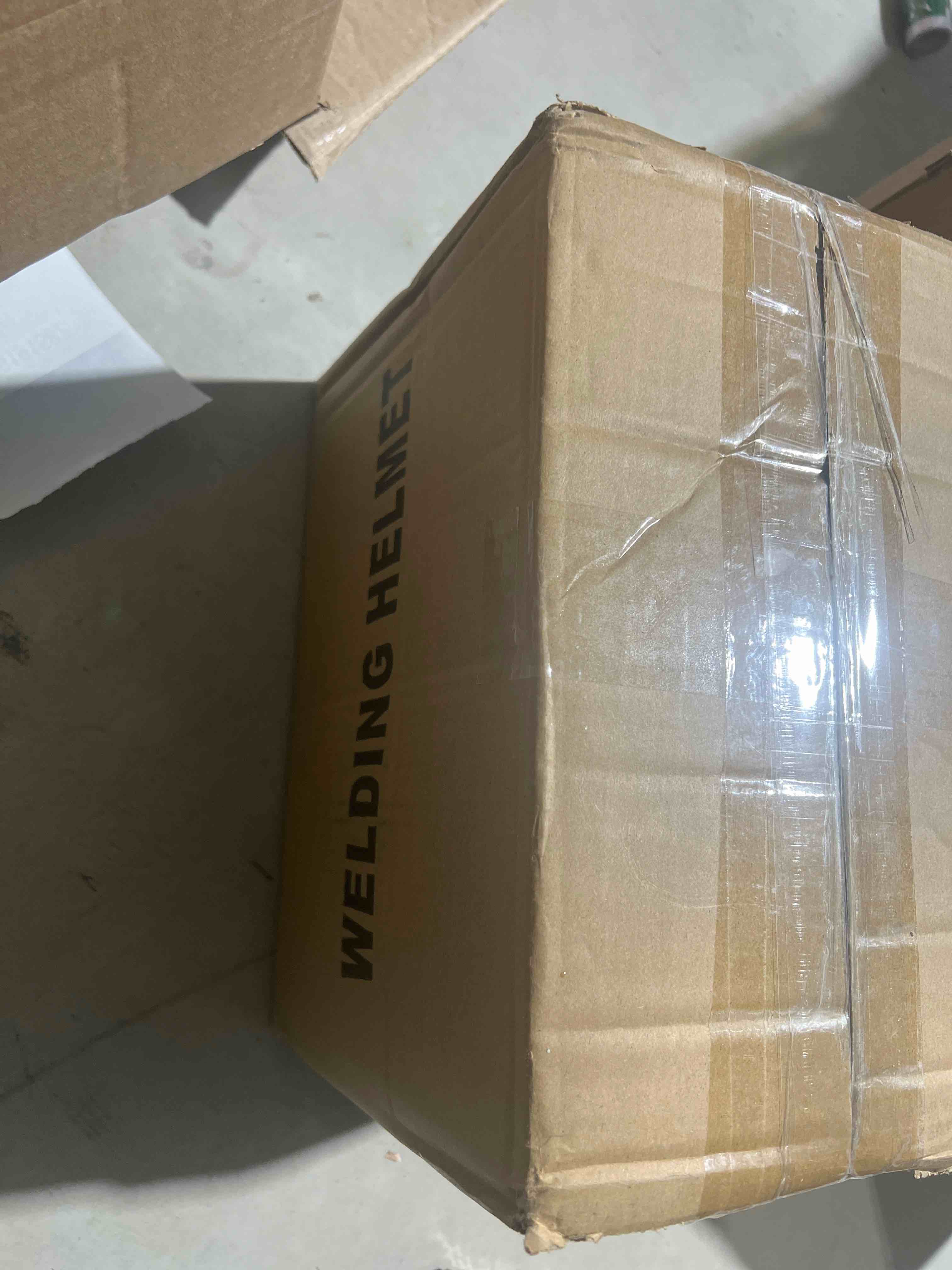 https://s3.amazonaws.com/lotting-images-prod/bidfta/RED6191568_1725391325261.jpeg
