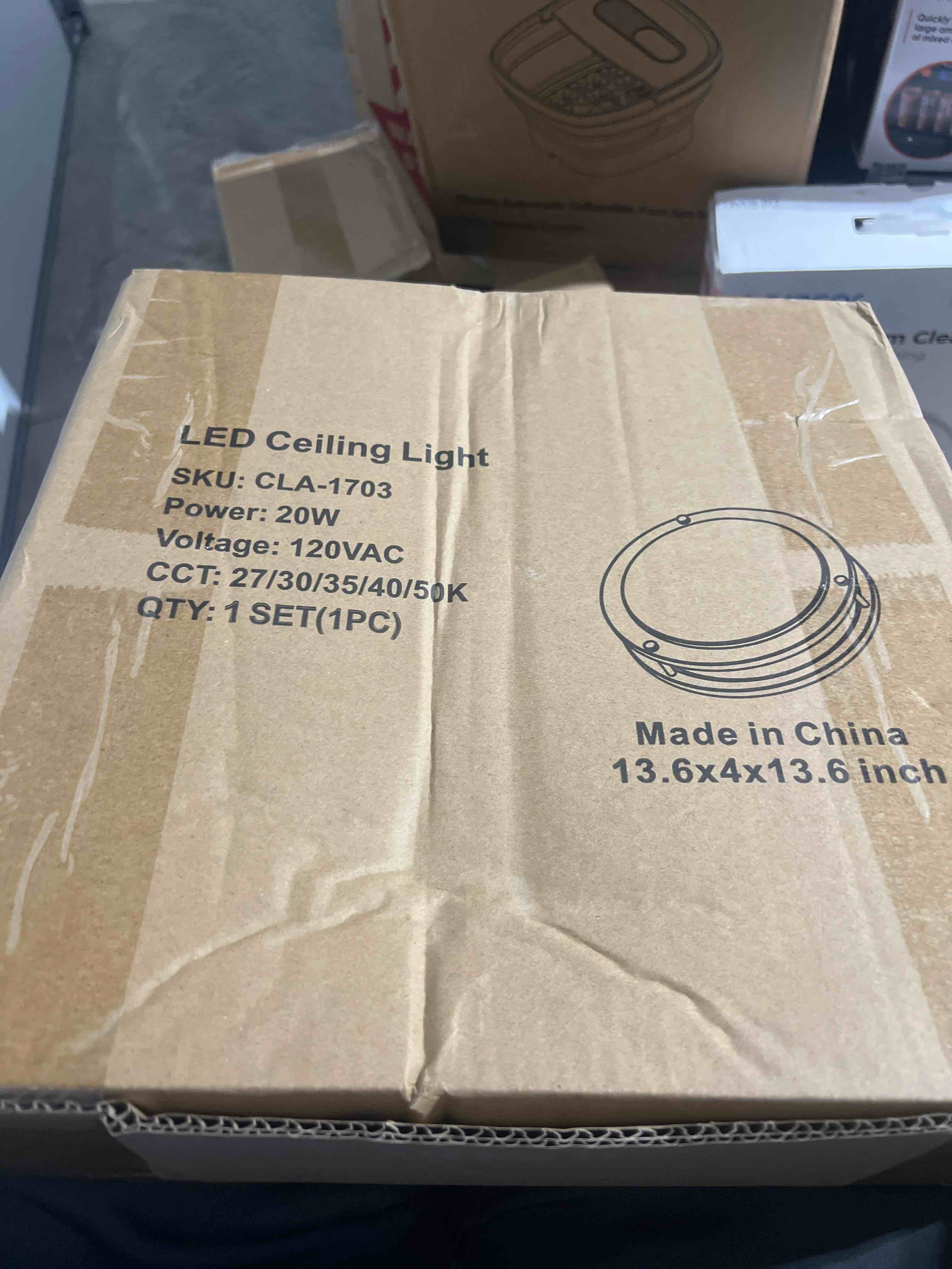 https://s3.amazonaws.com/lotting-images-prod/bidfta/RED6191698_1728316575472.jpeg