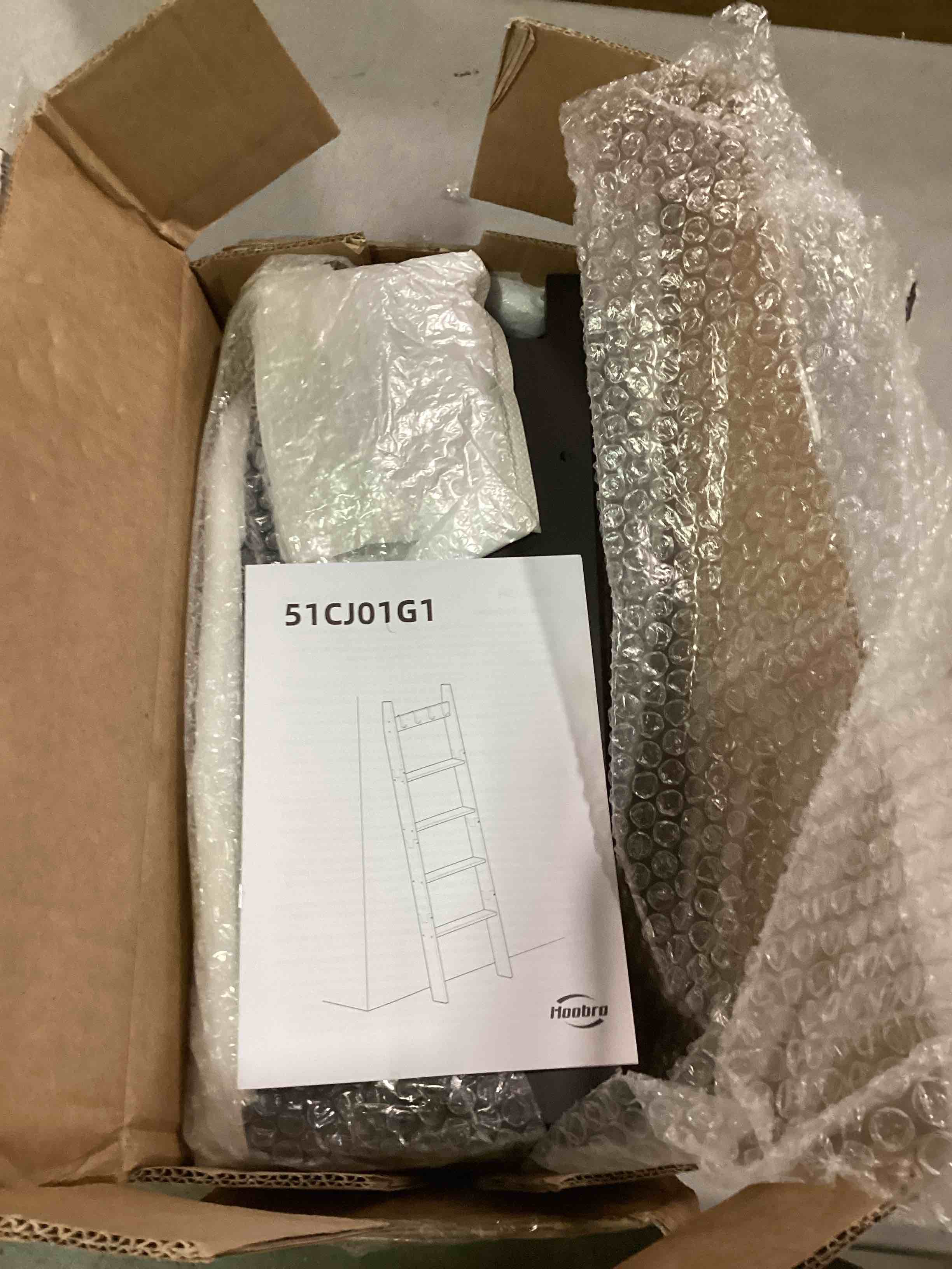 https://s3.amazonaws.com/lotting-images-prod/bidfta/RED6197101_1714421265935.jpeg