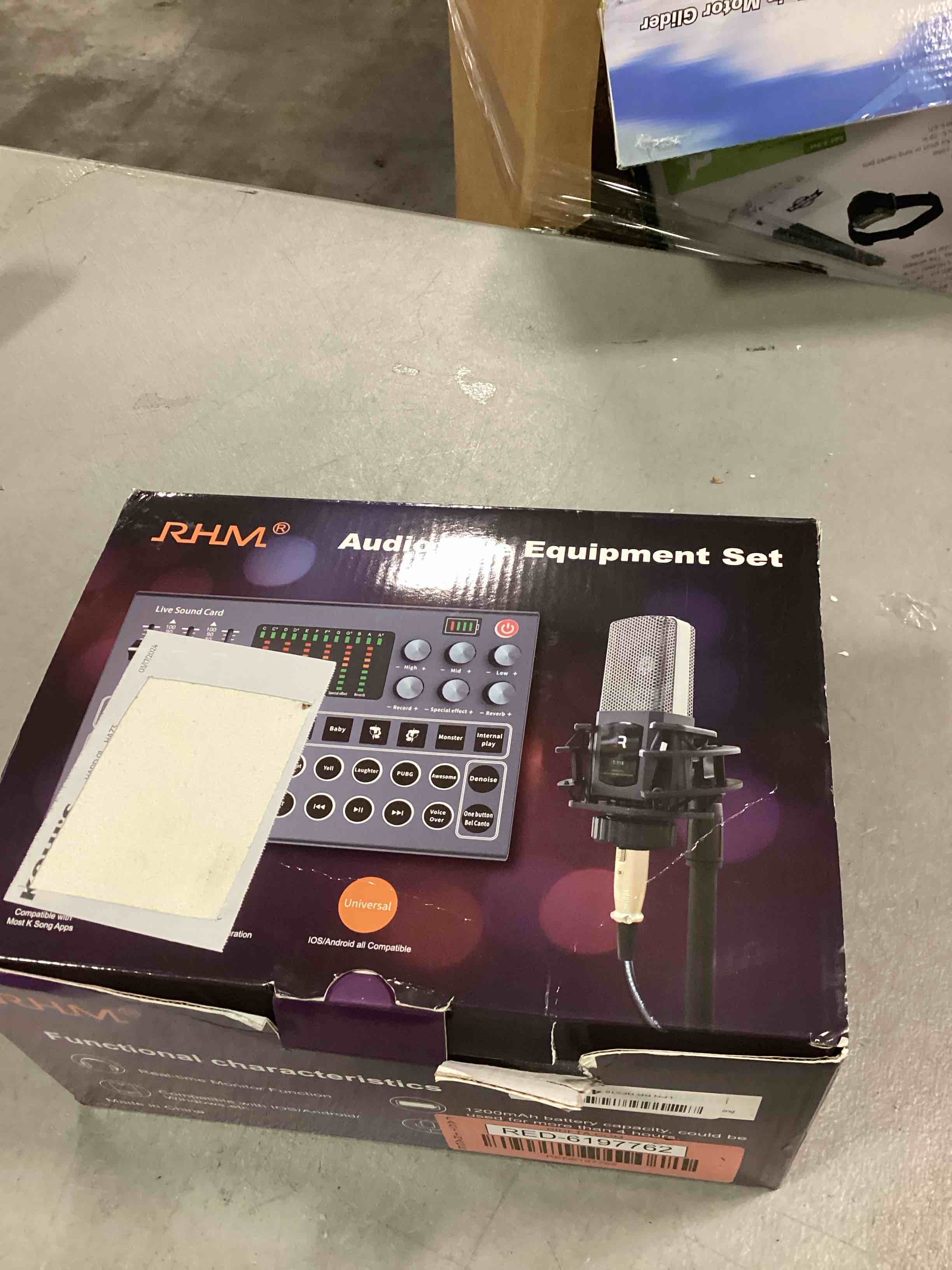 https://s3.amazonaws.com/lotting-images-prod/bidfta/RED6197762_1714746505498.jpeg