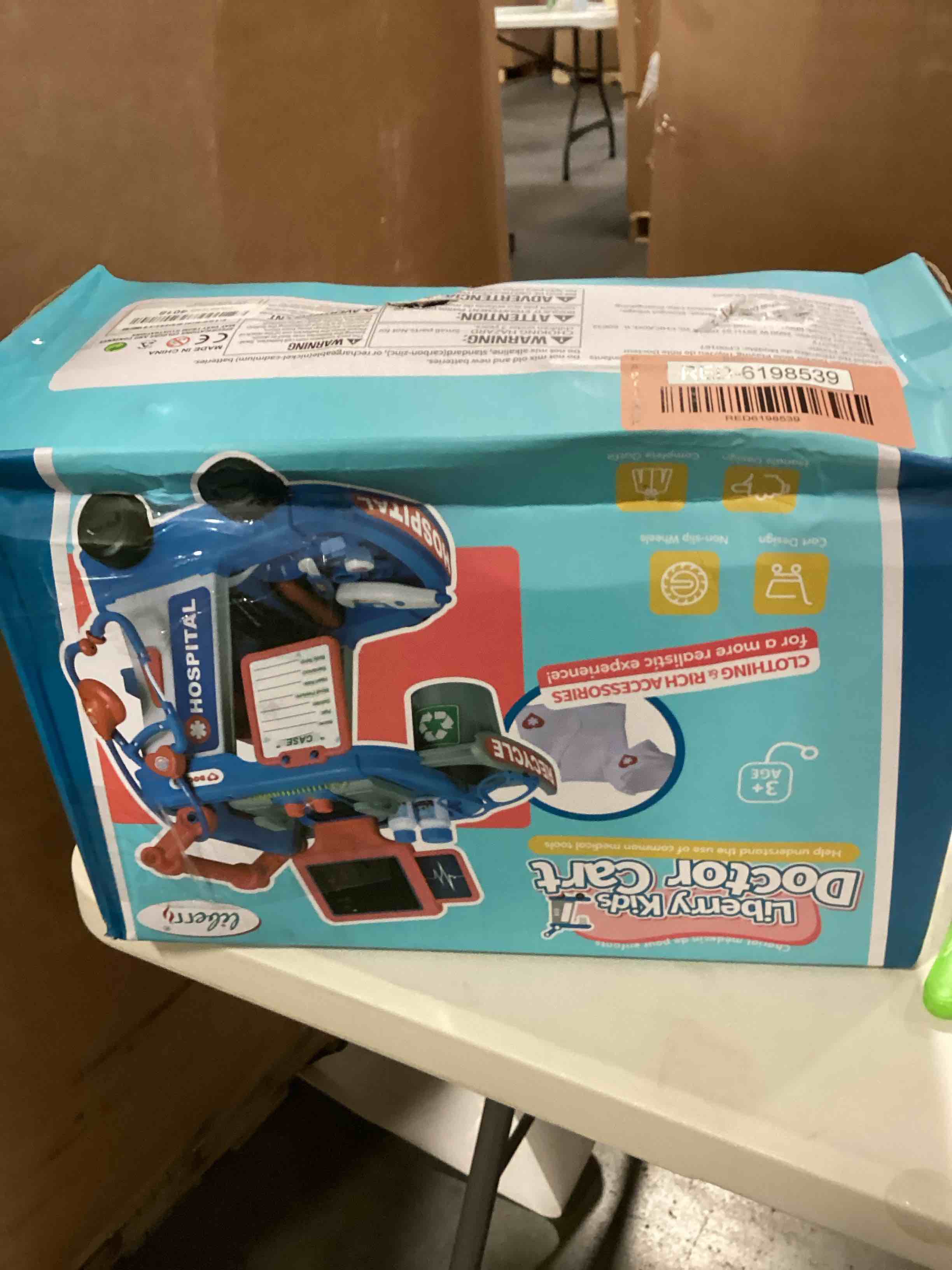 https://s3.amazonaws.com/lotting-images-prod/bidfta/RED6198540_1714408667378.jpeg