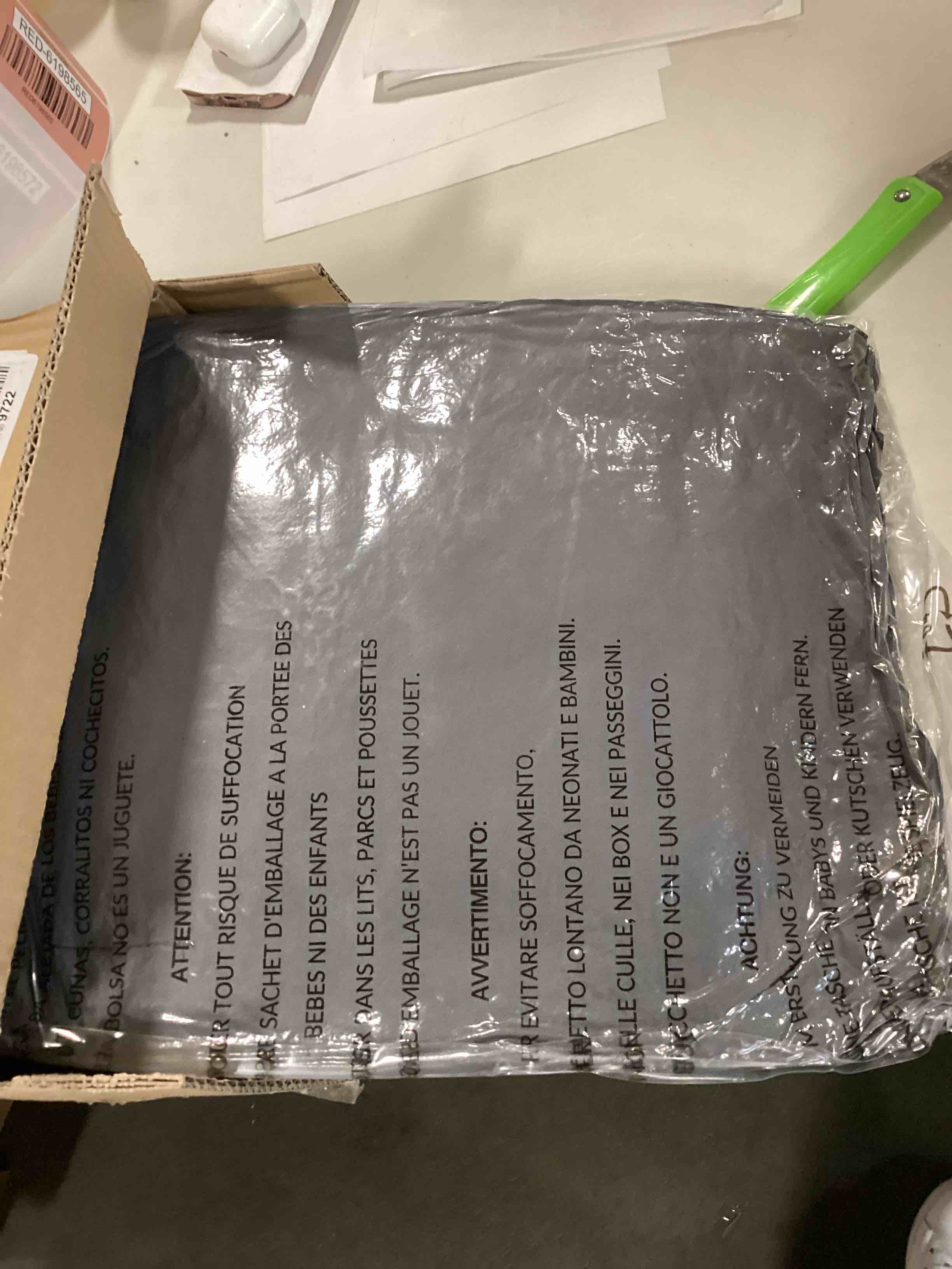 https://s3.amazonaws.com/lotting-images-prod/bidfta/RED6198565_1714412057966.jpeg