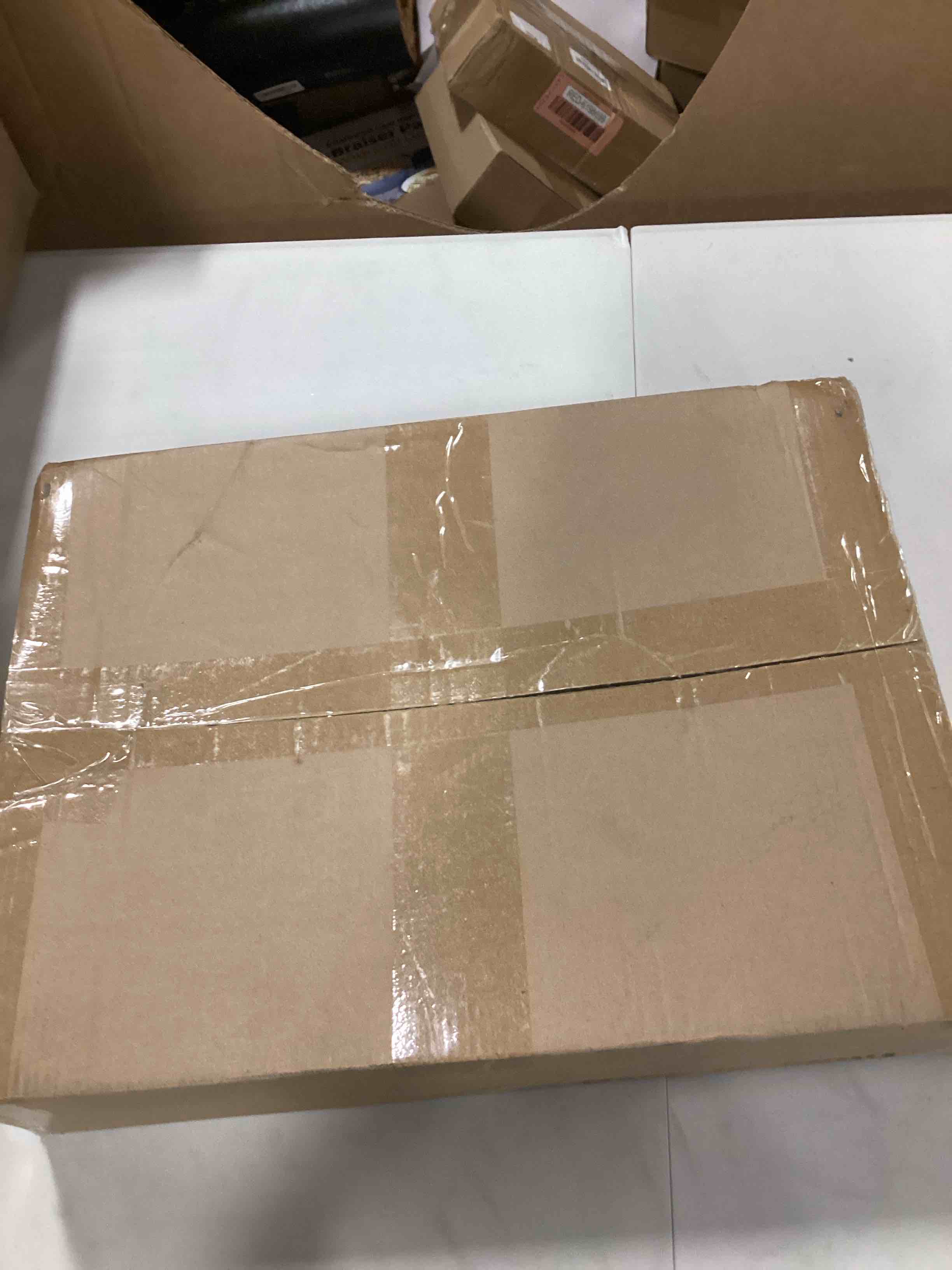 https://s3.amazonaws.com/lotting-images-prod/bidfta/RED6198700_1714652573153.jpeg