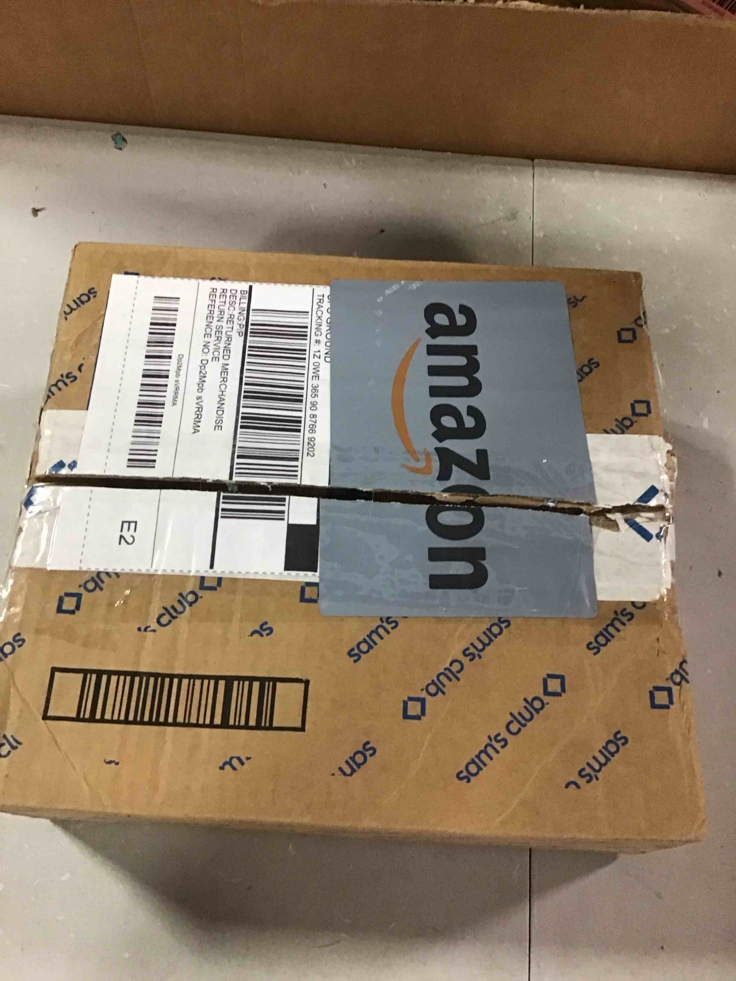 https://s3.amazonaws.com/lotting-images-prod/bidfta/RED6199123_1715803330006.jpeg