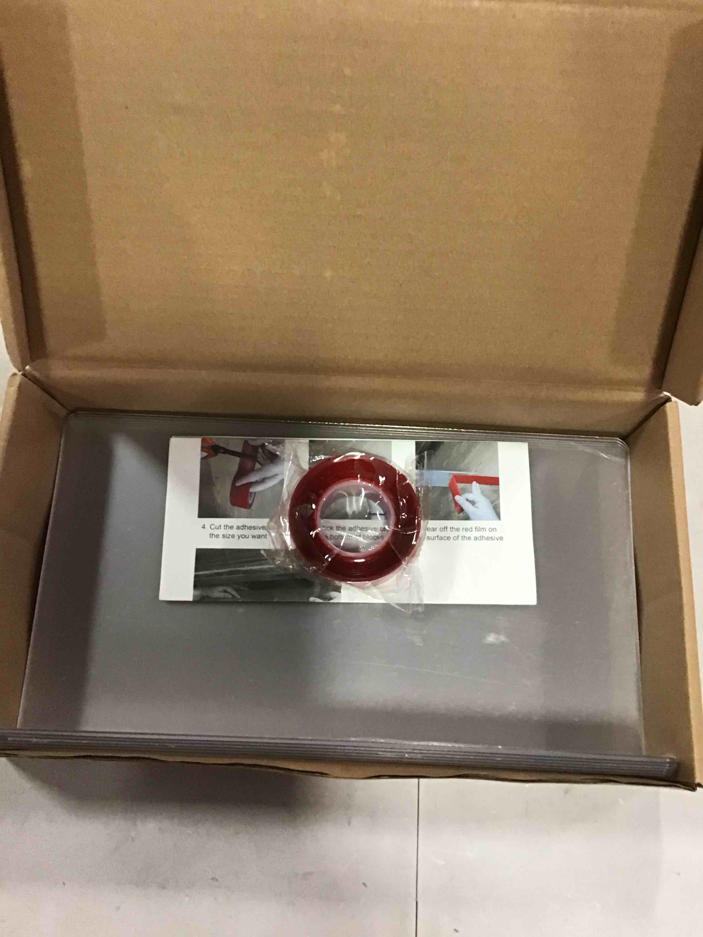 https://s3.amazonaws.com/lotting-images-prod/bidfta/RED6199513_1715958773740.jpeg