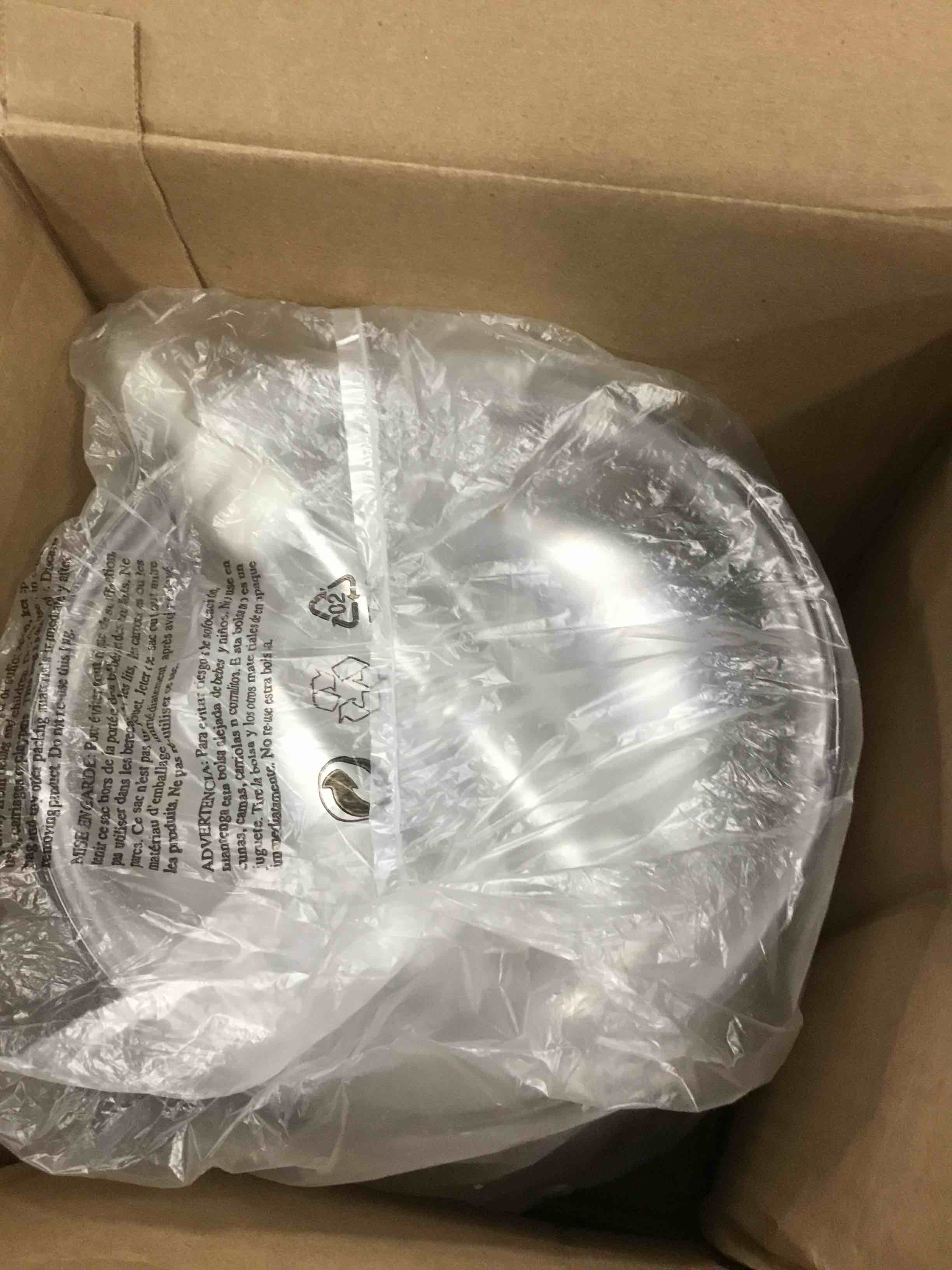 https://s3.amazonaws.com/lotting-images-prod/bidfta/RED6199718_1716041017278.jpeg