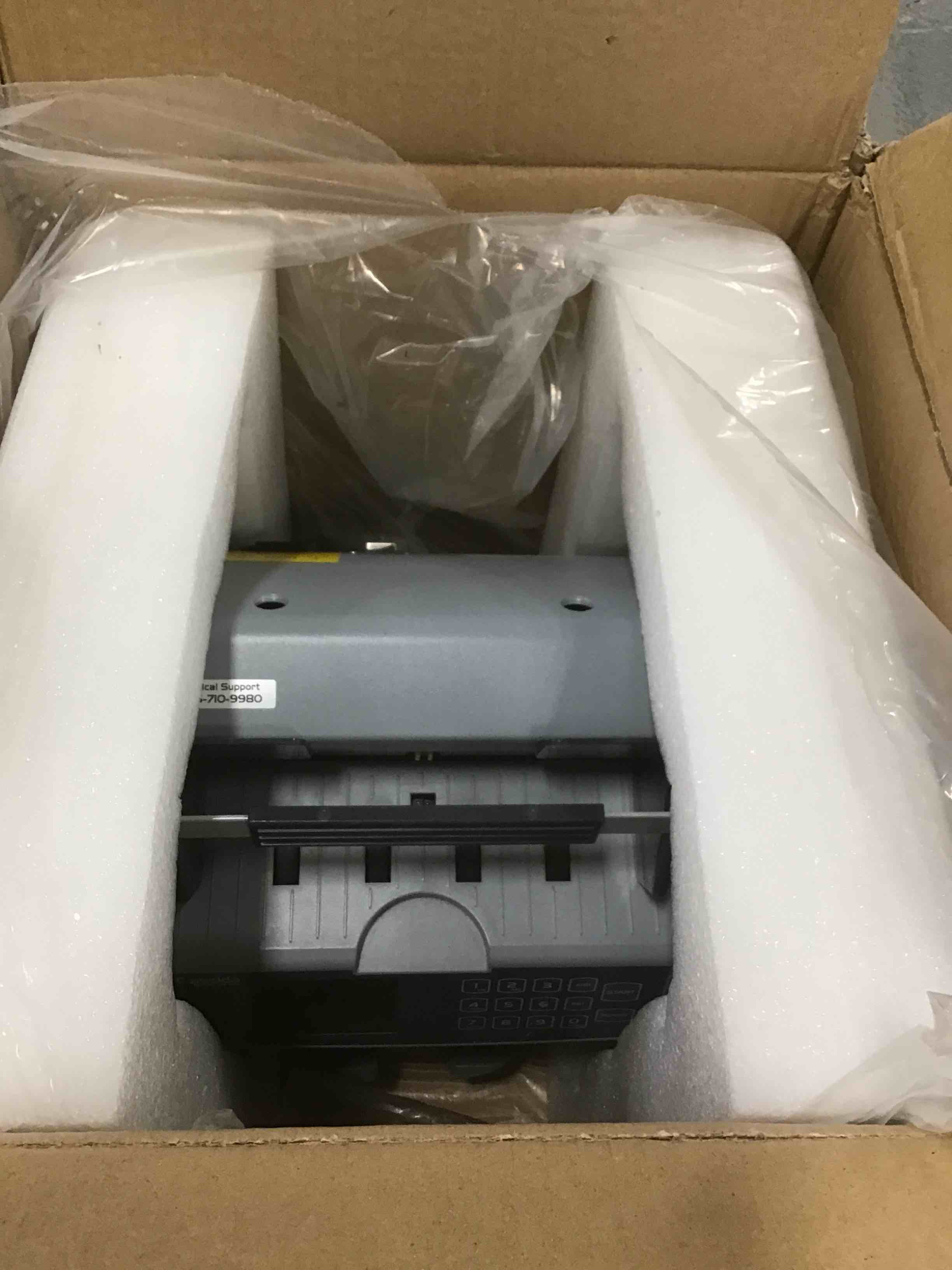 https://s3.amazonaws.com/lotting-images-prod/bidfta/RED6201087_1712592953116.jpeg