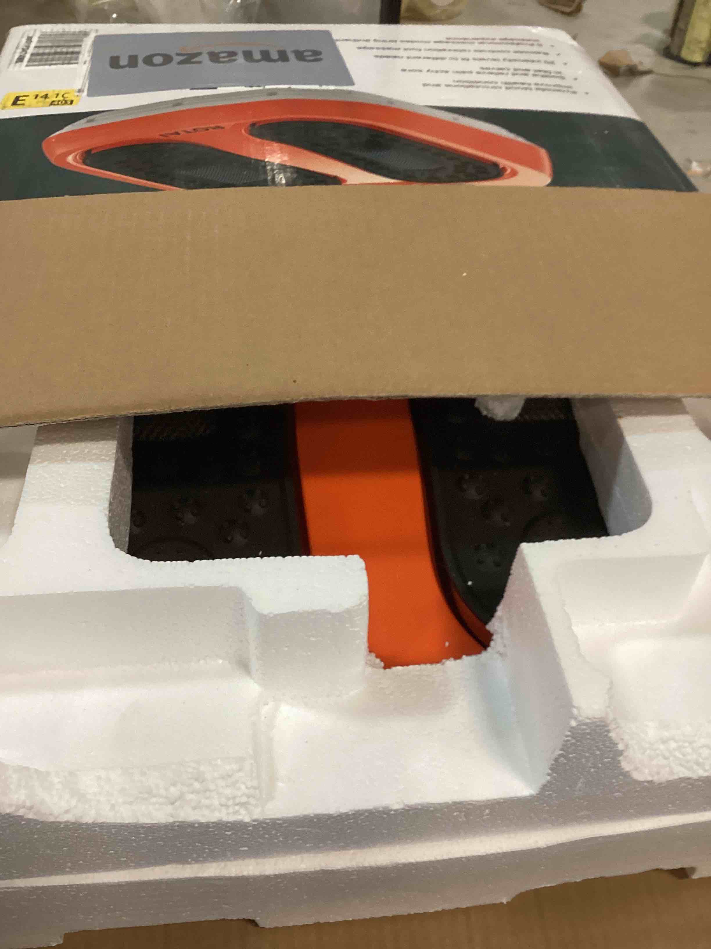 https://s3.amazonaws.com/lotting-images-prod/bidfta/RED6201512_1712000246126.jpeg
