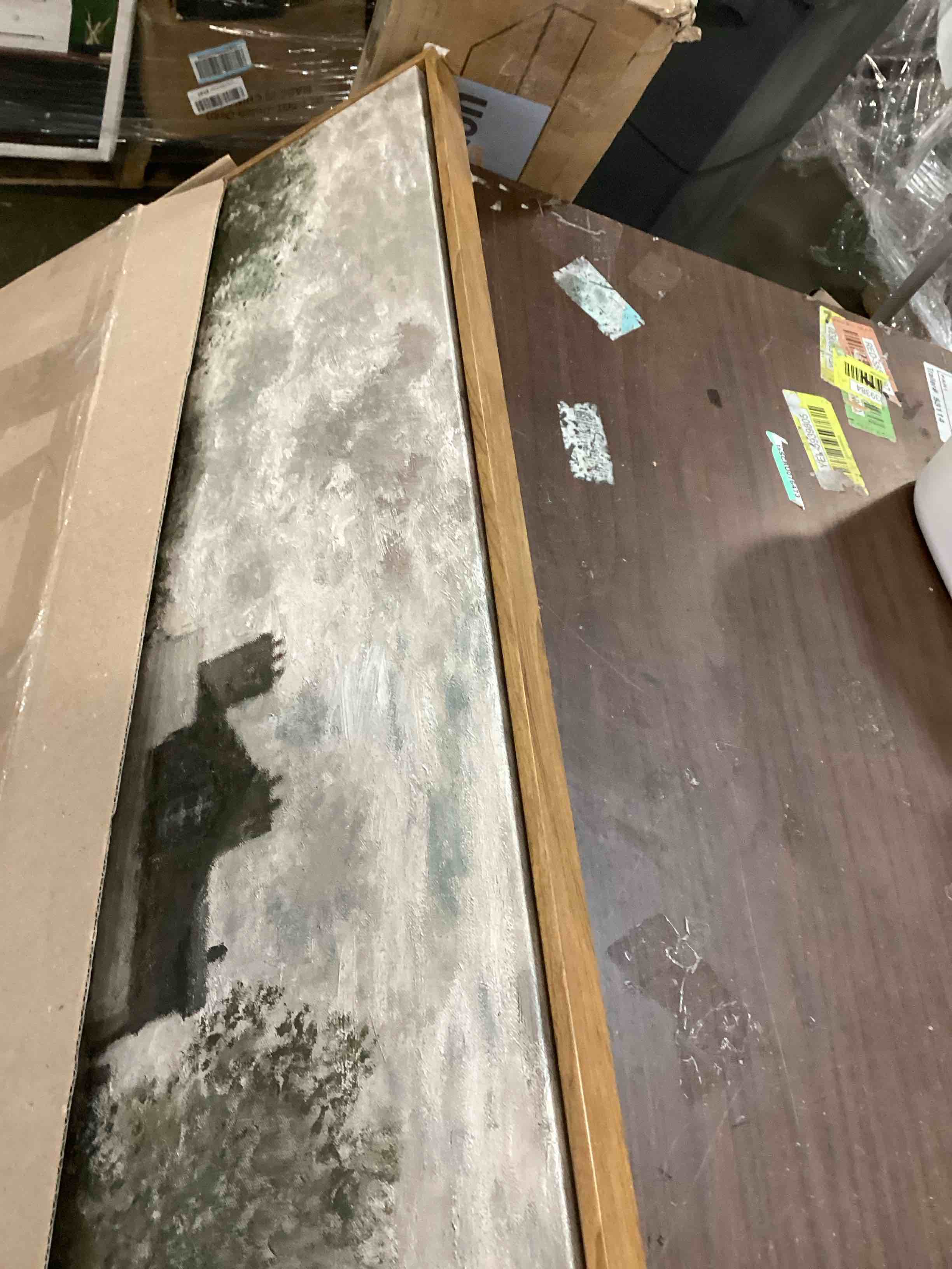 https://s3.amazonaws.com/lotting-images-prod/bidfta/RED6201825_1712157195605.jpeg