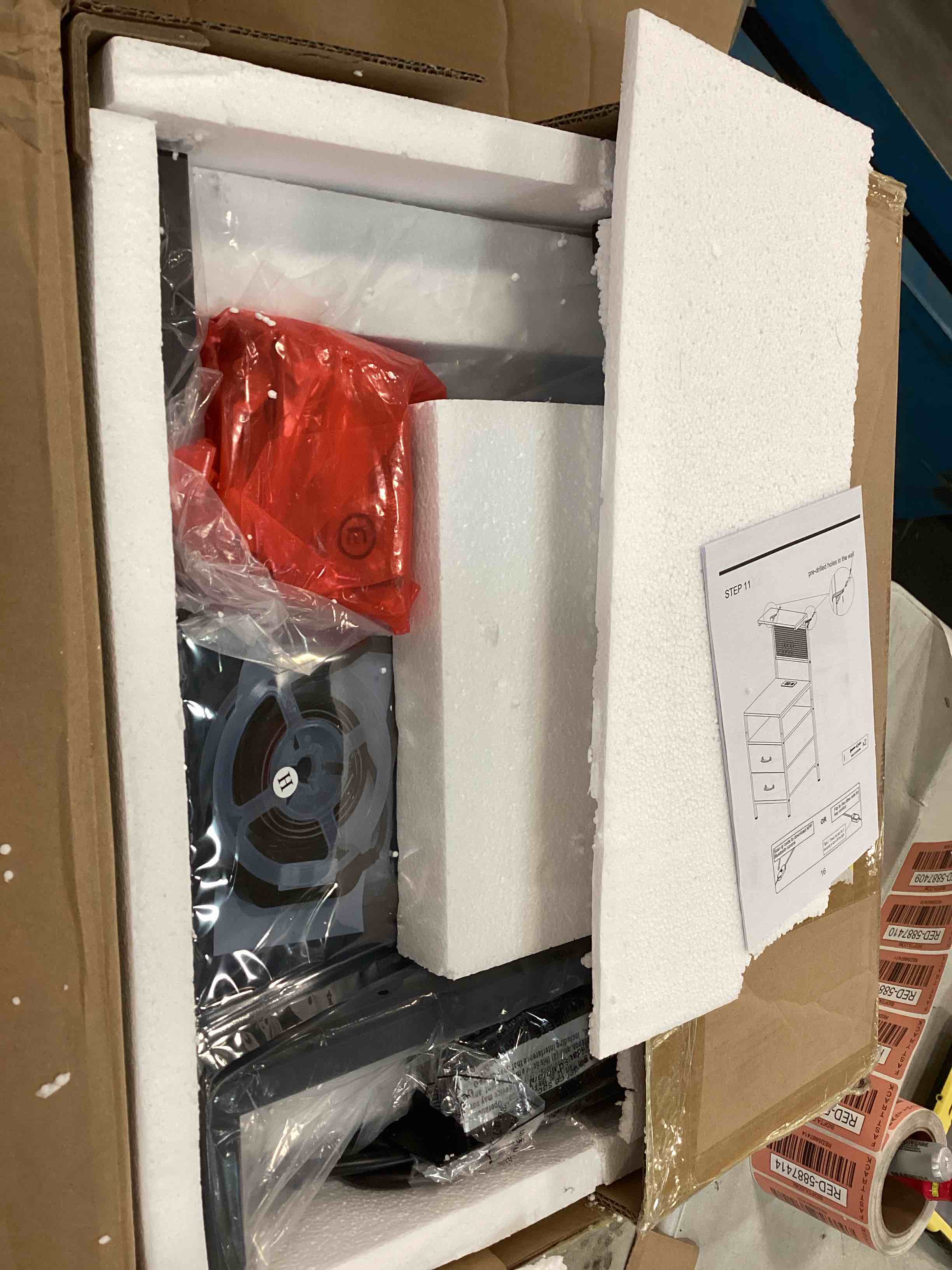 https://s3.amazonaws.com/lotting-images-prod/bidfta/RED6202037_1712244823714.jpeg