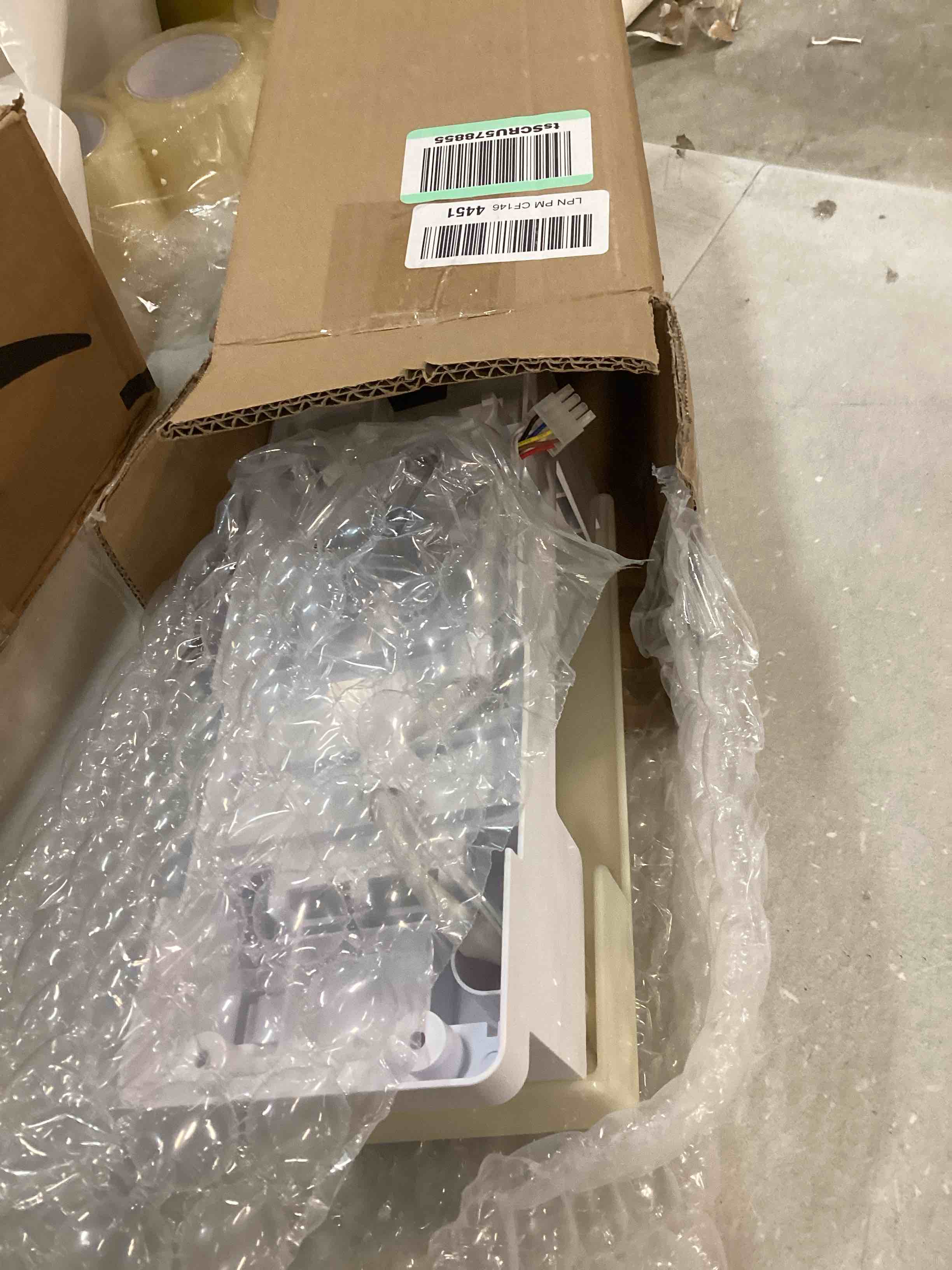 https://s3.amazonaws.com/lotting-images-prod/bidfta/RED6202270_1712333776644.jpeg