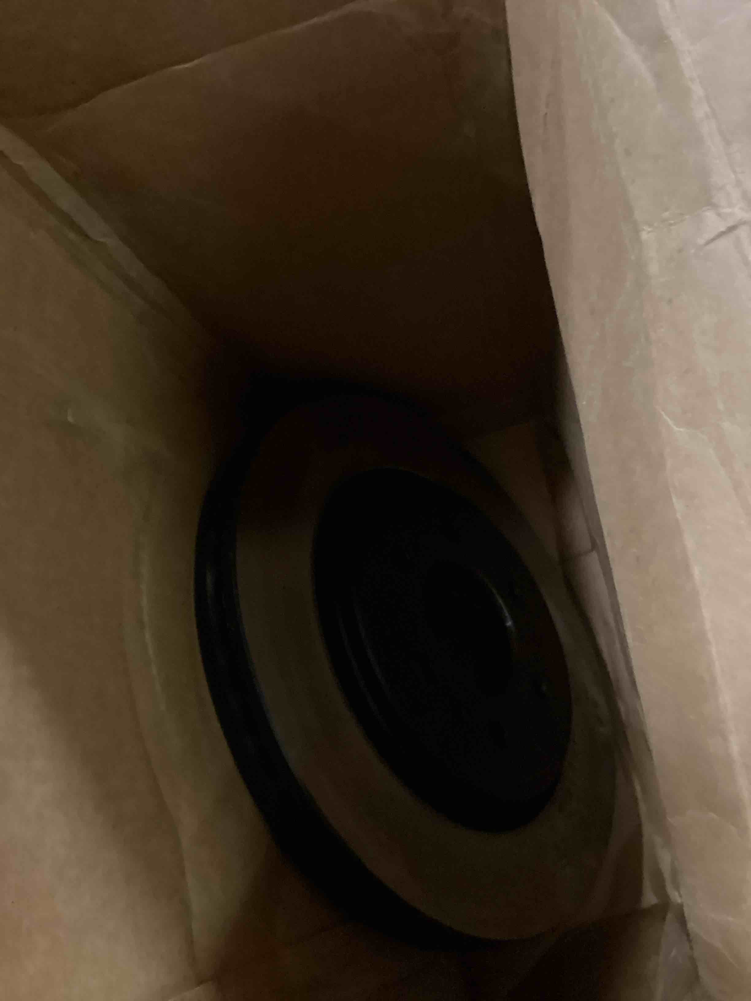 https://s3.amazonaws.com/lotting-images-prod/bidfta/RED6202639_1712670734405.jpeg