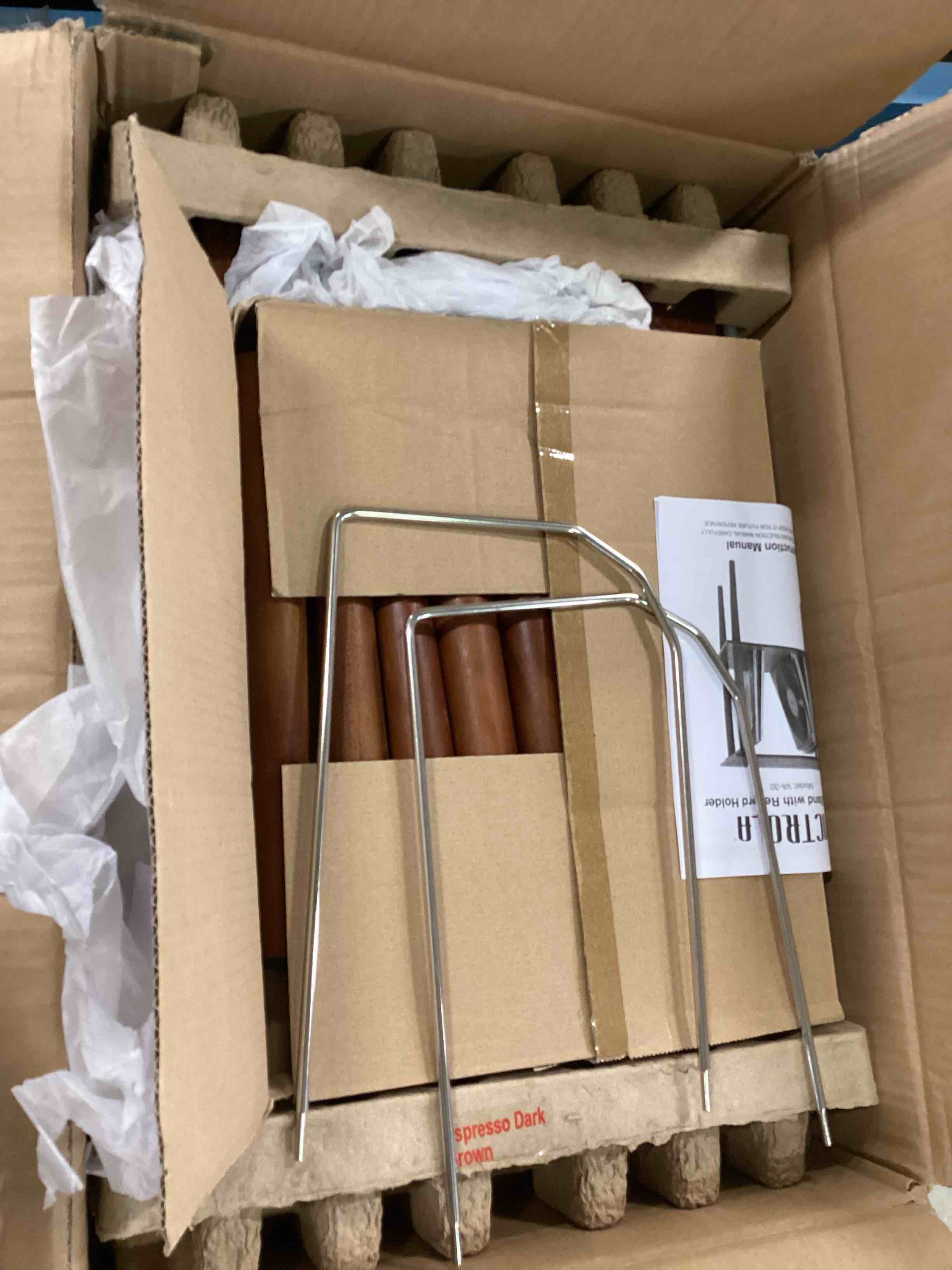 https://s3.amazonaws.com/lotting-images-prod/bidfta/RED6202748_1712686394455.jpeg