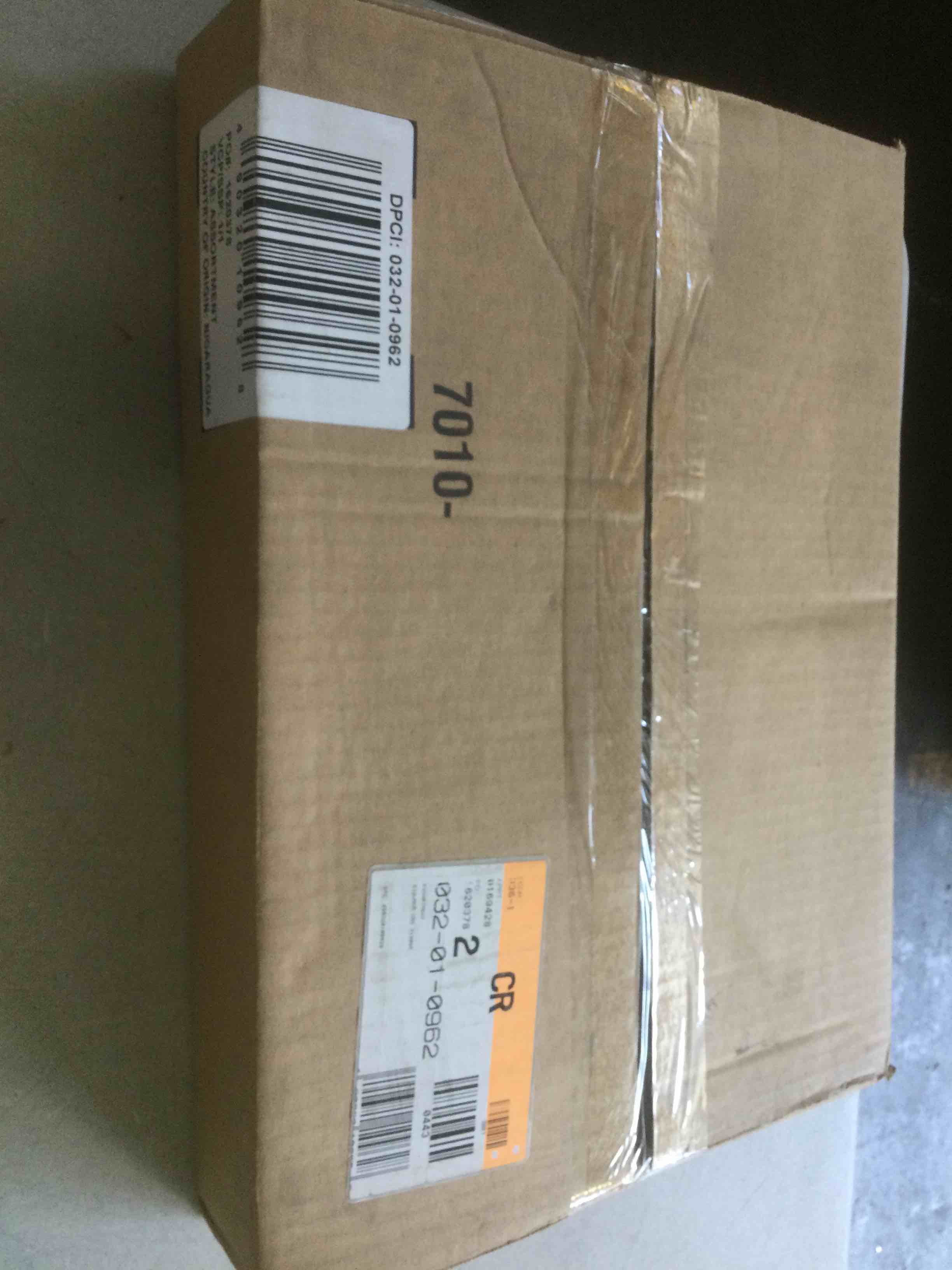 https://s3.amazonaws.com/lotting-images-prod/bidfta/RED6203710_1711738808458.jpeg