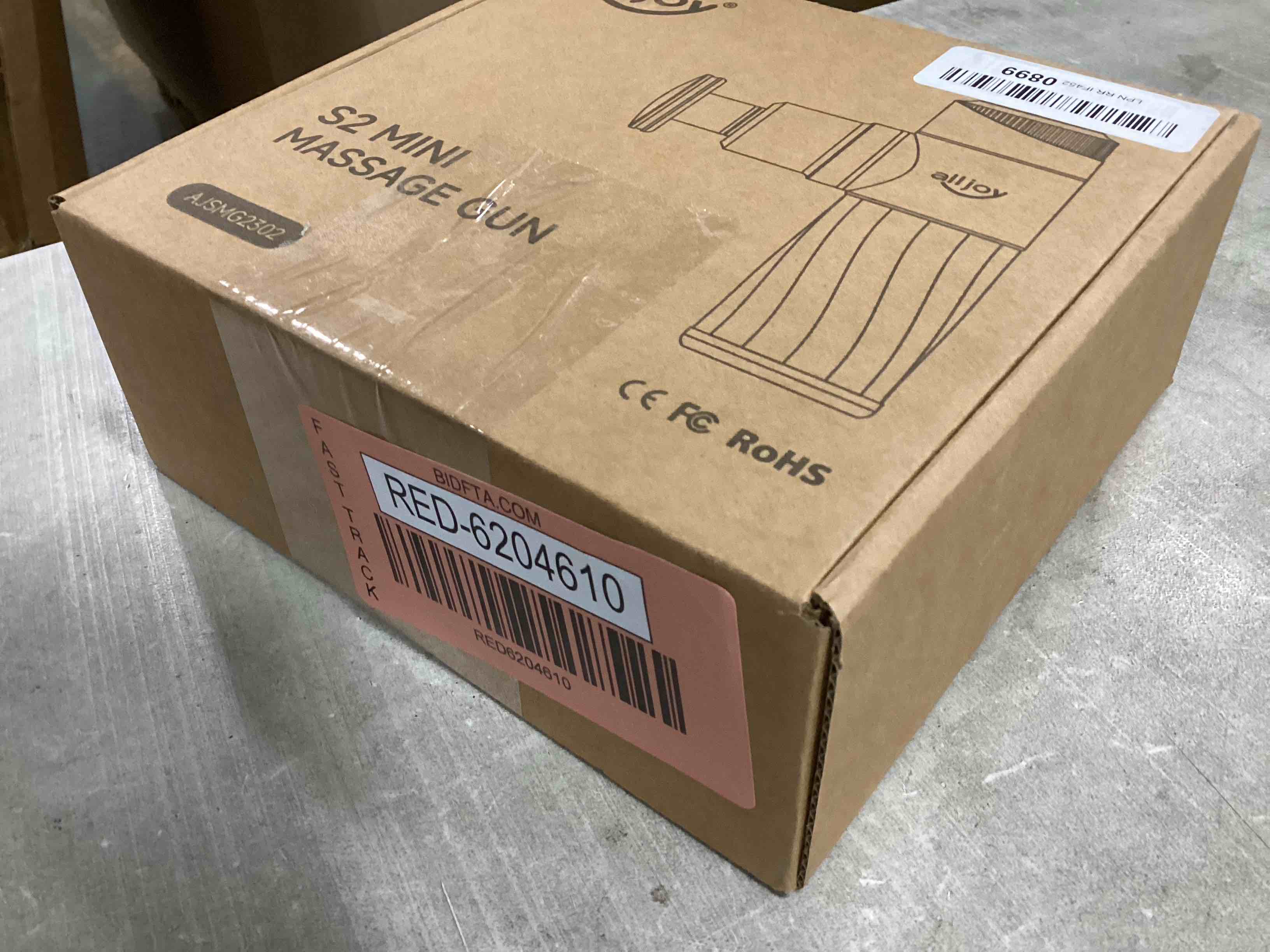 https://s3.amazonaws.com/lotting-images-prod/bidfta/RED6204610_1712232635908.jpeg