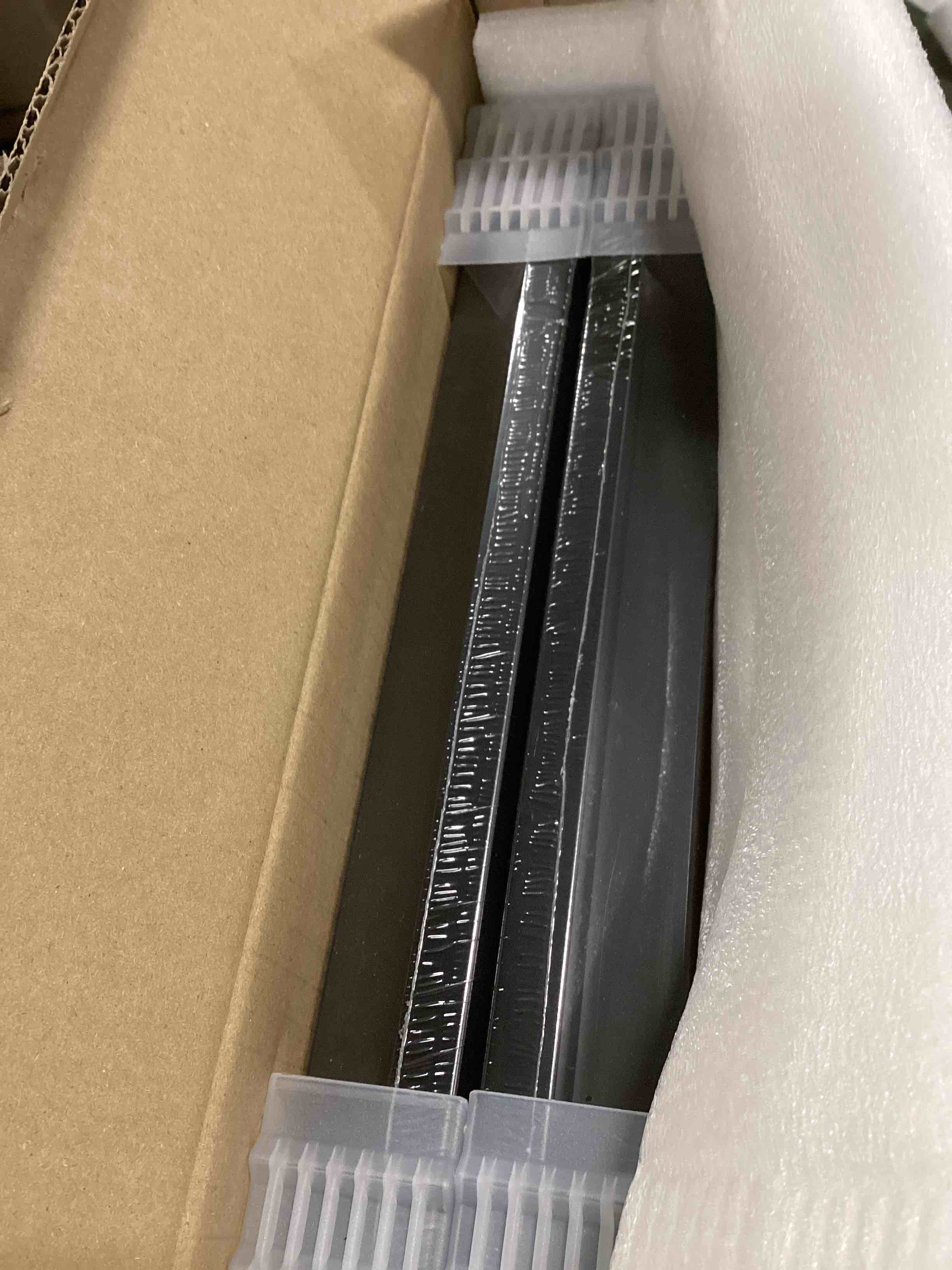 https://s3.amazonaws.com/lotting-images-prod/bidfta/RED6204635_1712234854894.jpeg