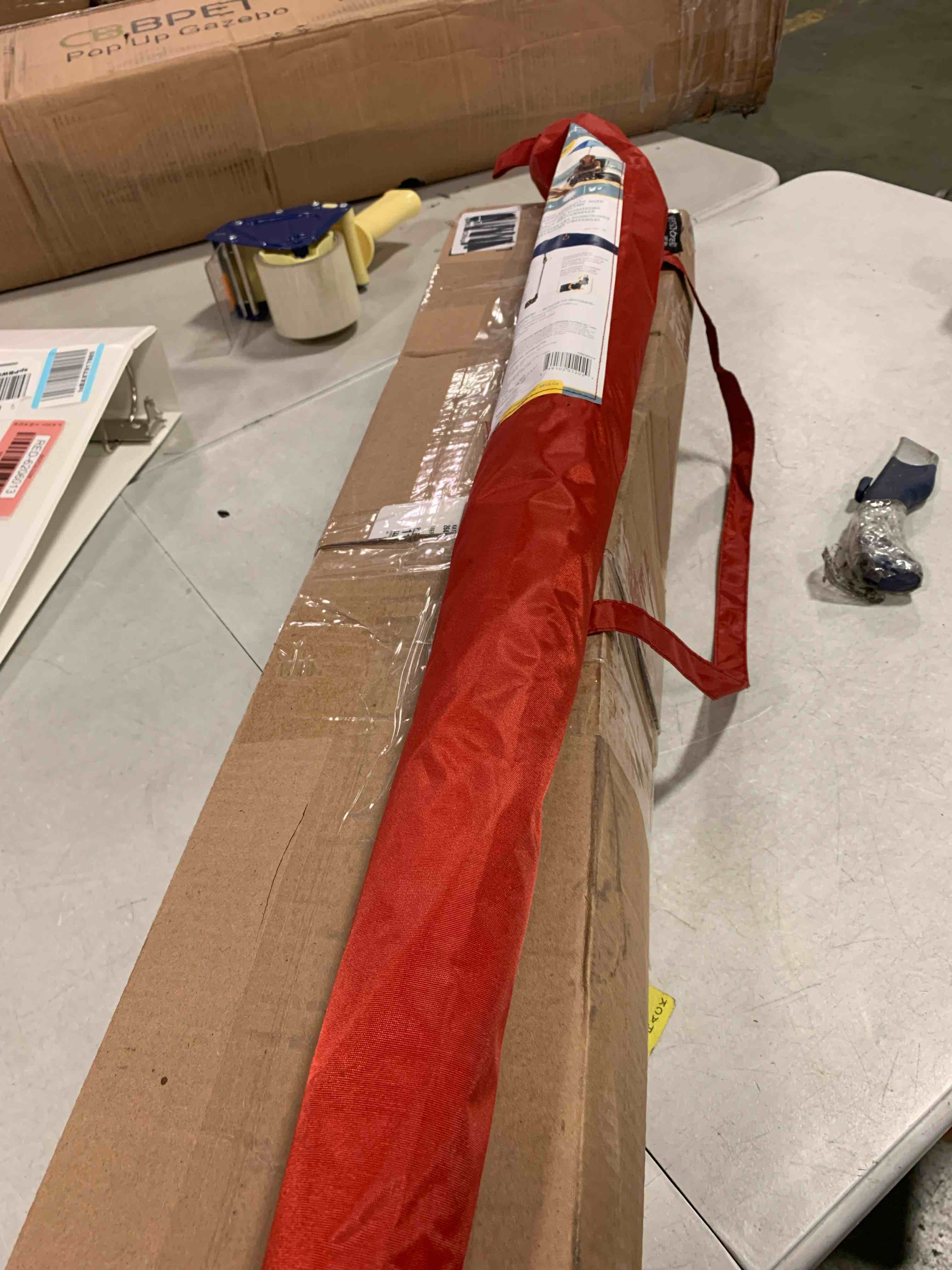 https://s3.amazonaws.com/lotting-images-prod/bidfta/RED6206053_1712072605867.jpeg