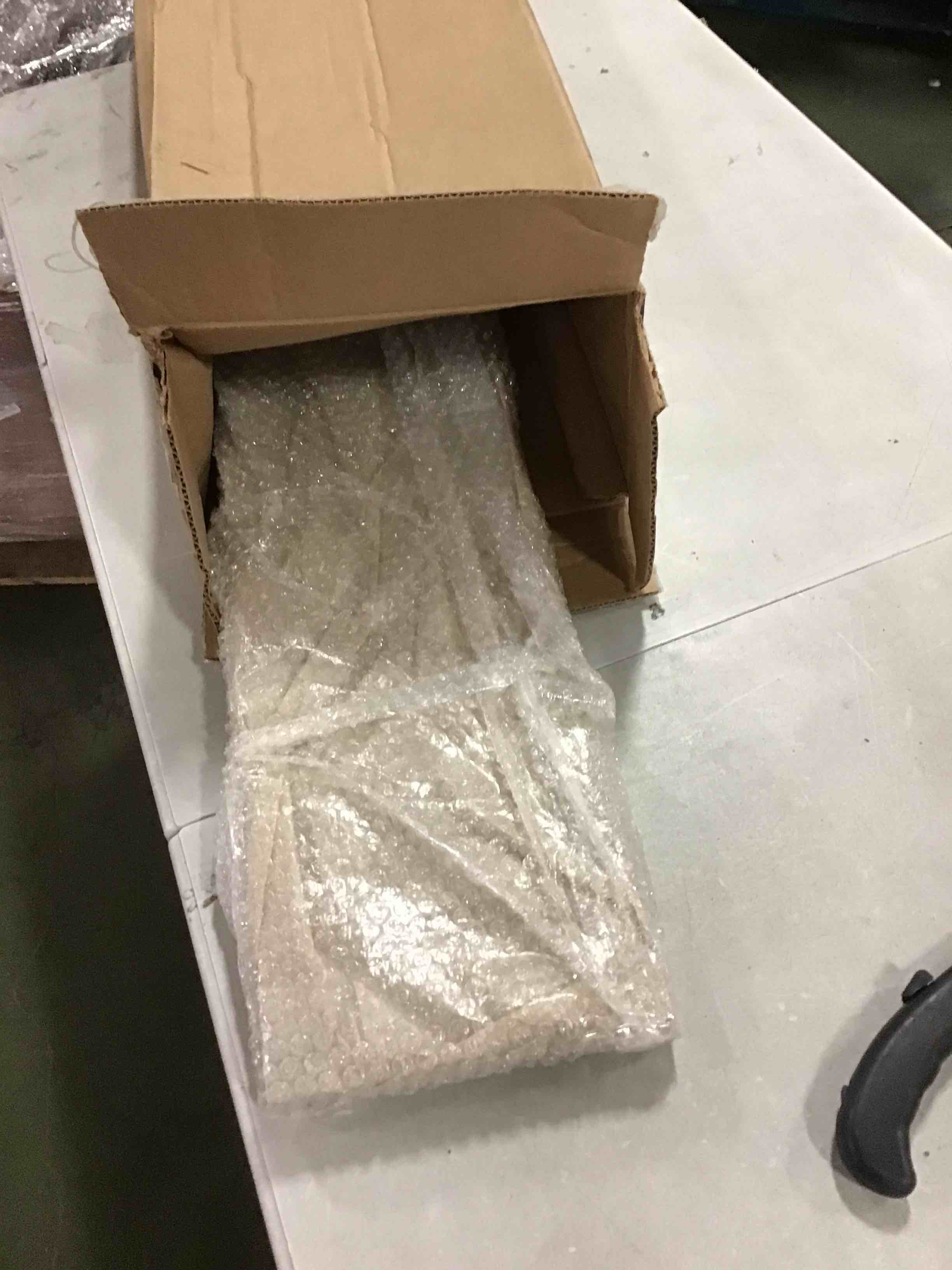 https://s3.amazonaws.com/lotting-images-prod/bidfta/RED6206134_1712147599088.jpeg