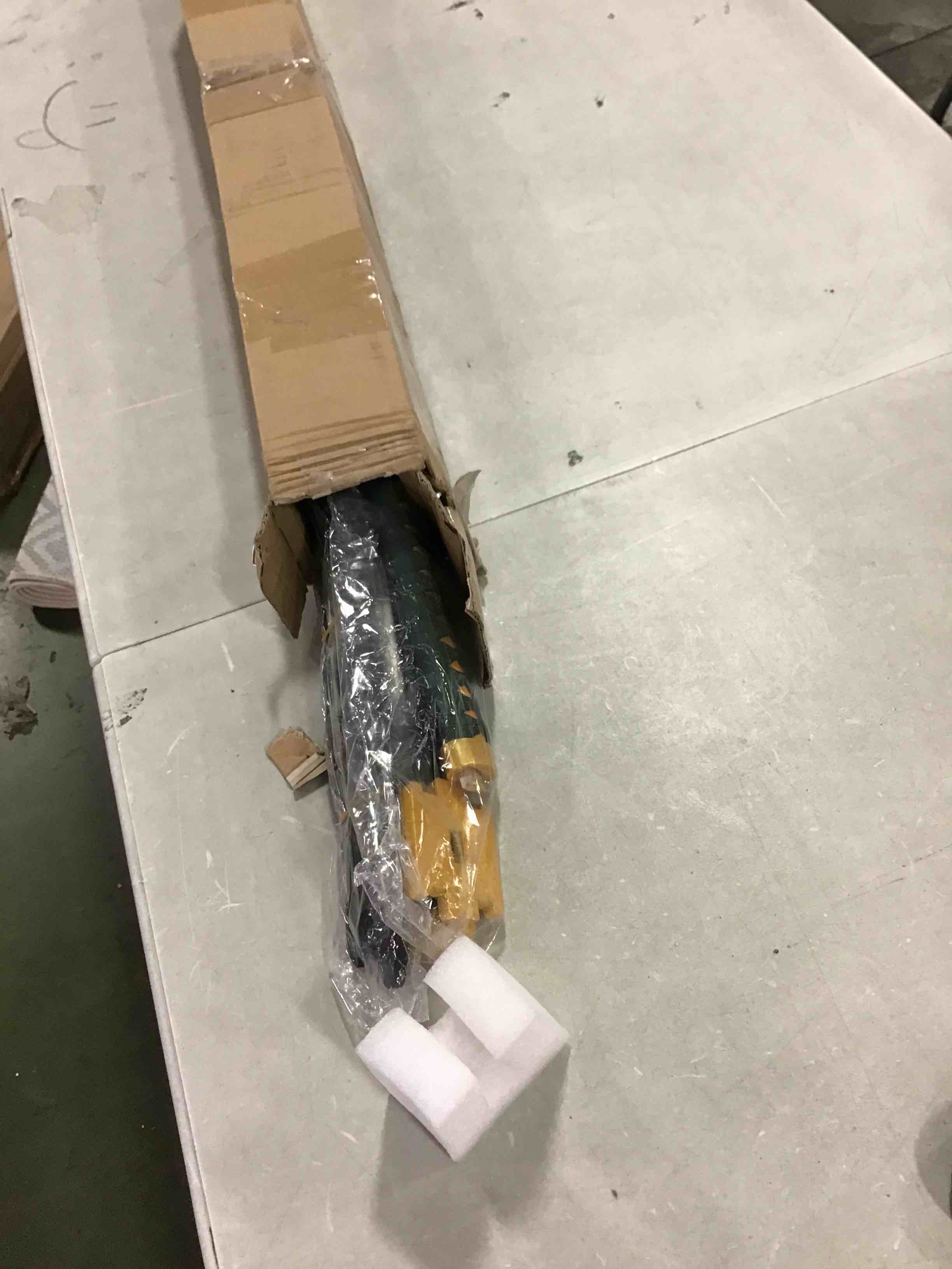 https://s3.amazonaws.com/lotting-images-prod/bidfta/RED6206162_1712154975833.jpeg