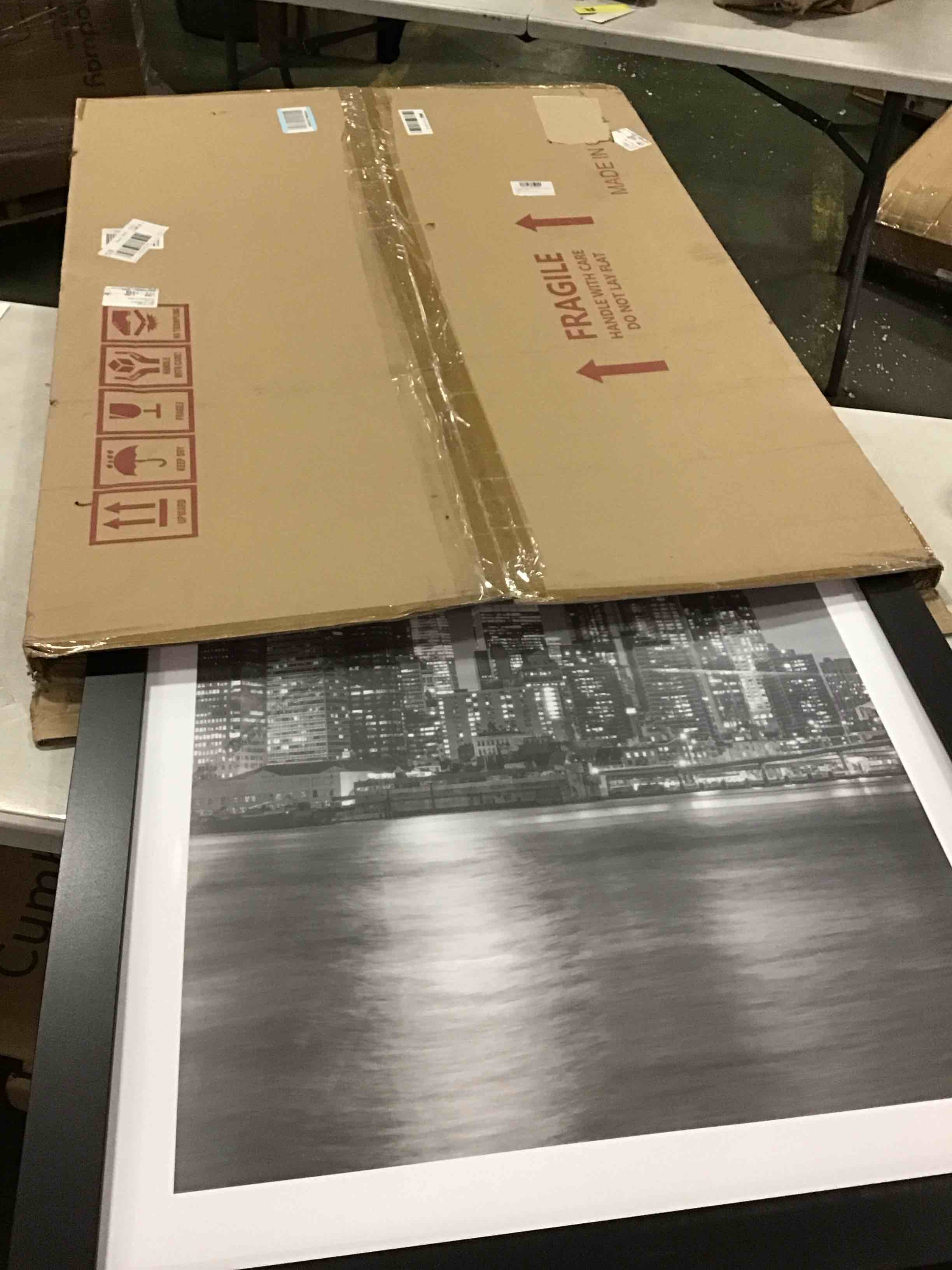 https://s3.amazonaws.com/lotting-images-prod/bidfta/RED6206271_1712251199280.jpeg