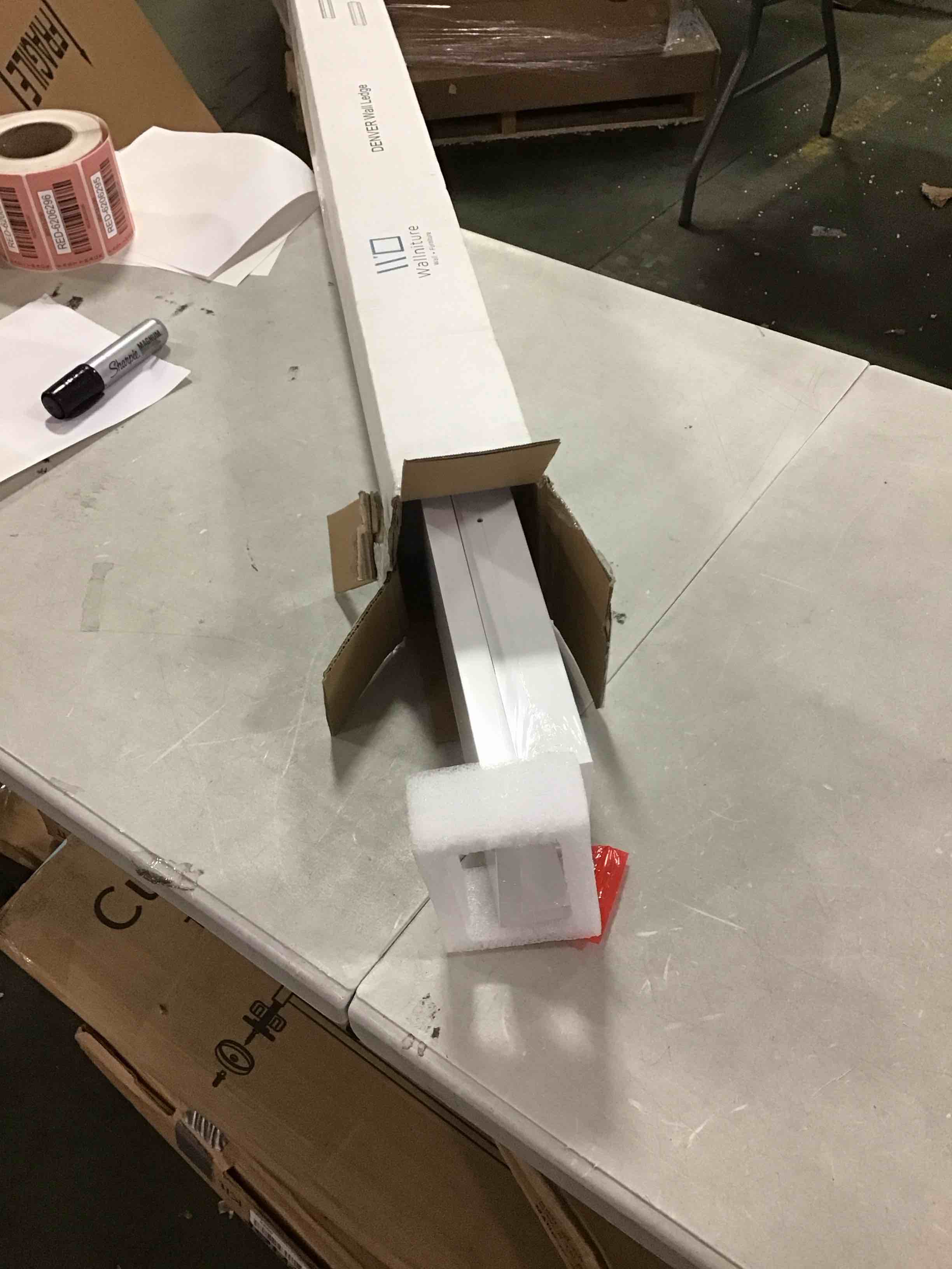 https://s3.amazonaws.com/lotting-images-prod/bidfta/RED6206272_1712251482571.jpeg