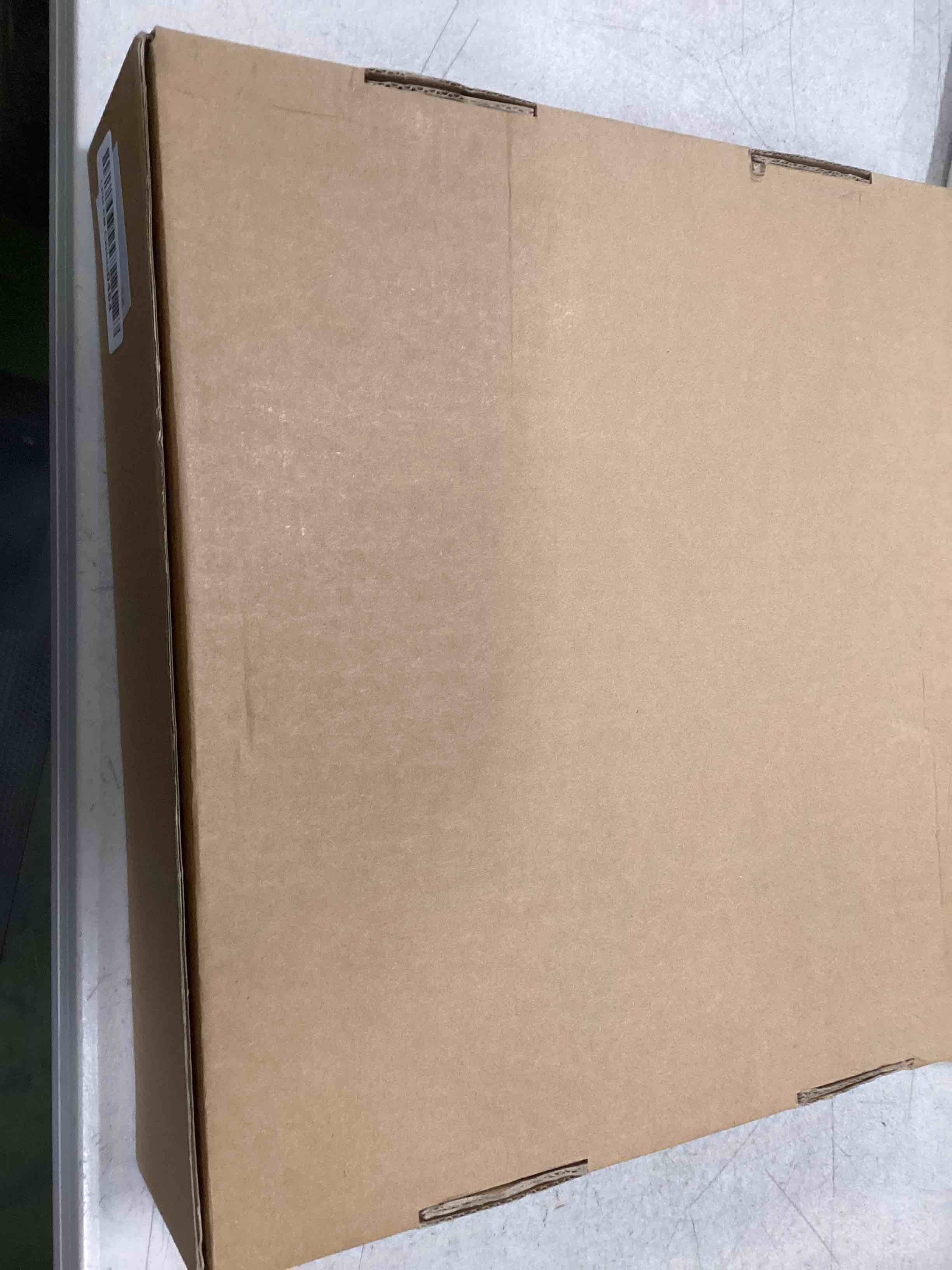 https://s3.amazonaws.com/lotting-images-prod/bidfta/RED6207742_1712057291629.jpeg