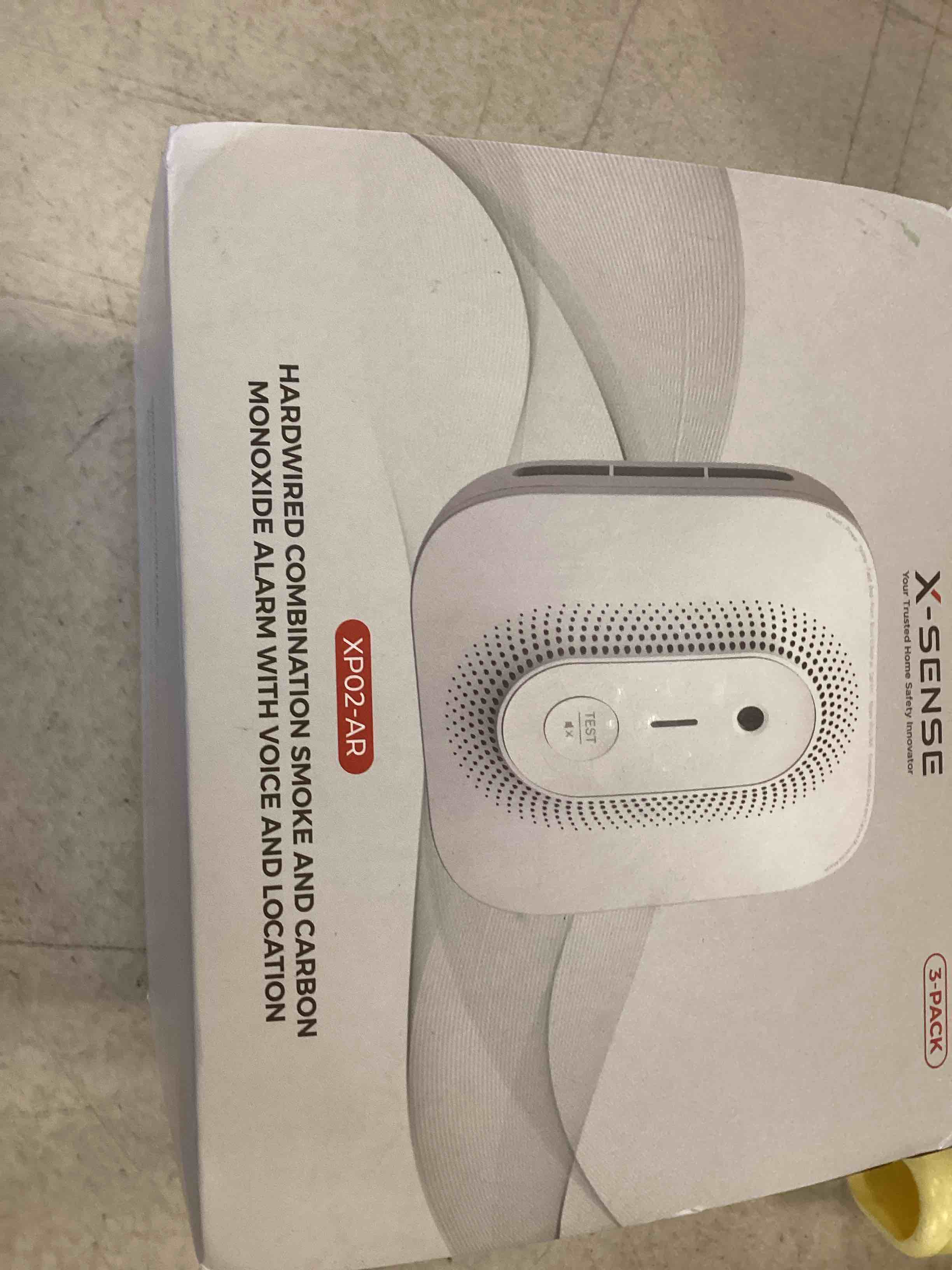 https://s3.amazonaws.com/lotting-images-prod/bidfta/RED6207940_1712077187417.jpeg