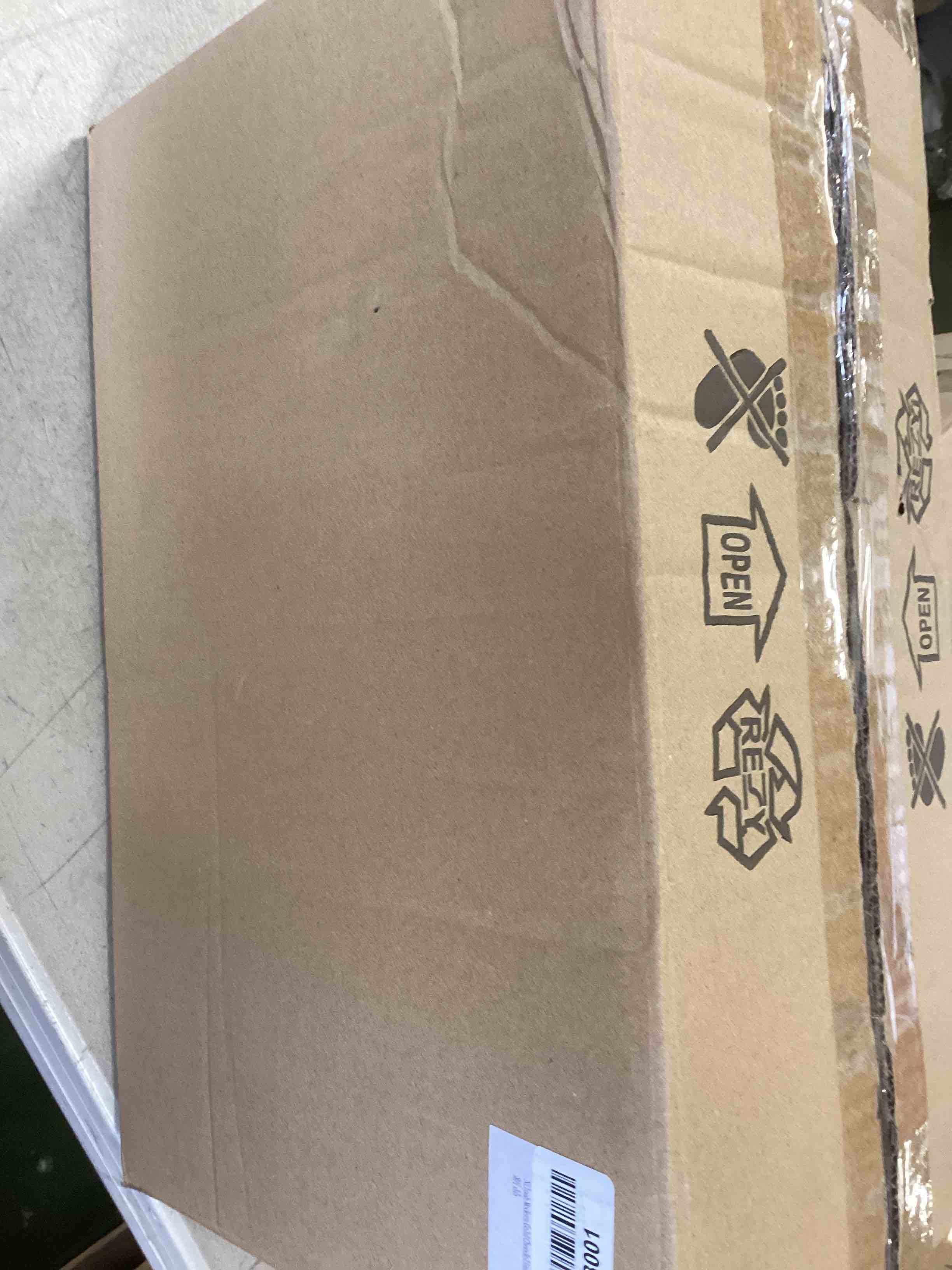 https://s3.amazonaws.com/lotting-images-prod/bidfta/RED6208470_1712252531082.jpeg