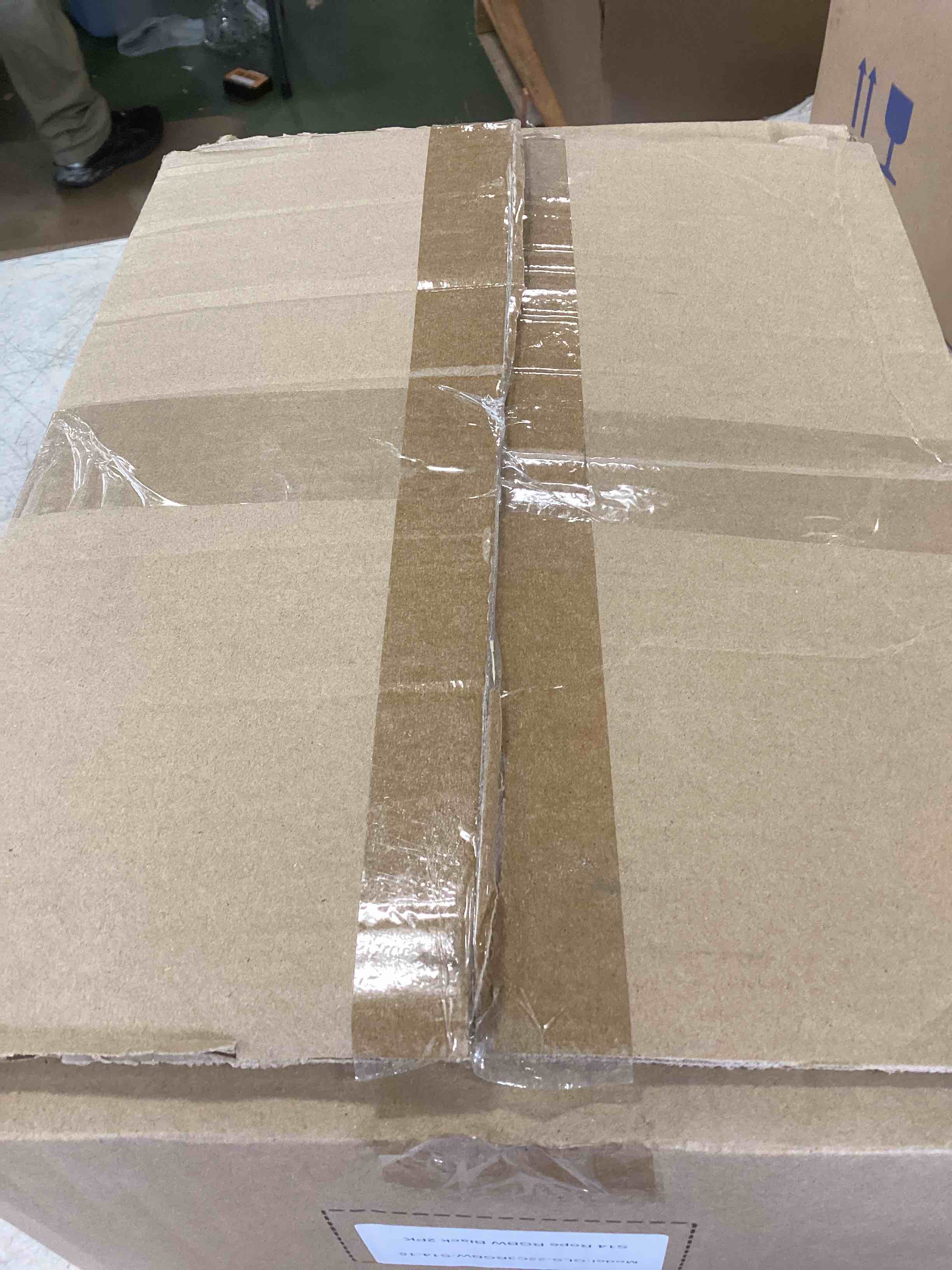 https://s3.amazonaws.com/lotting-images-prod/bidfta/RED6208473_1712252672694.jpeg