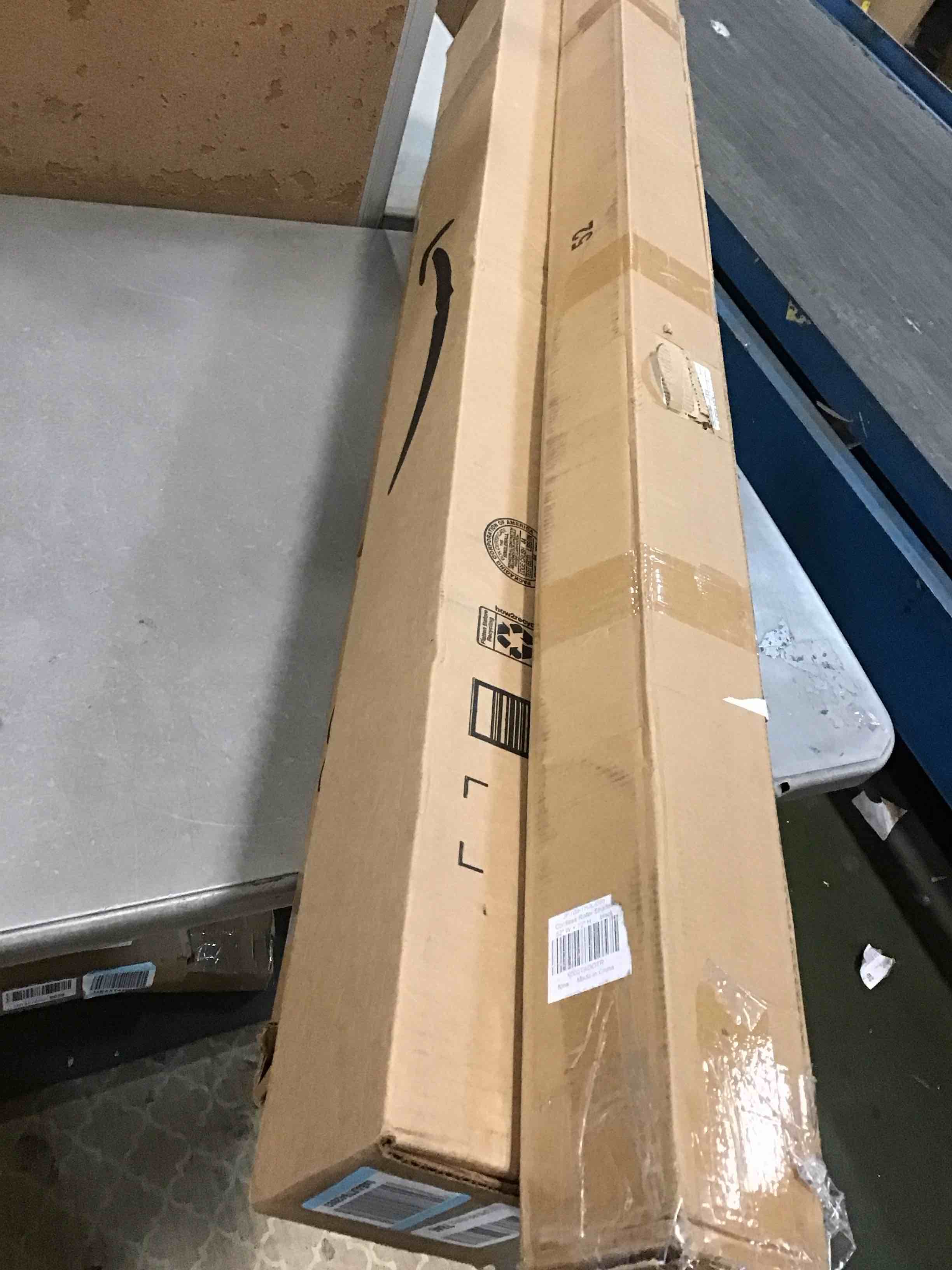 Assorted of  Products for the Maintenance or Decoration of the Home (it can include a variety of sizes and models)