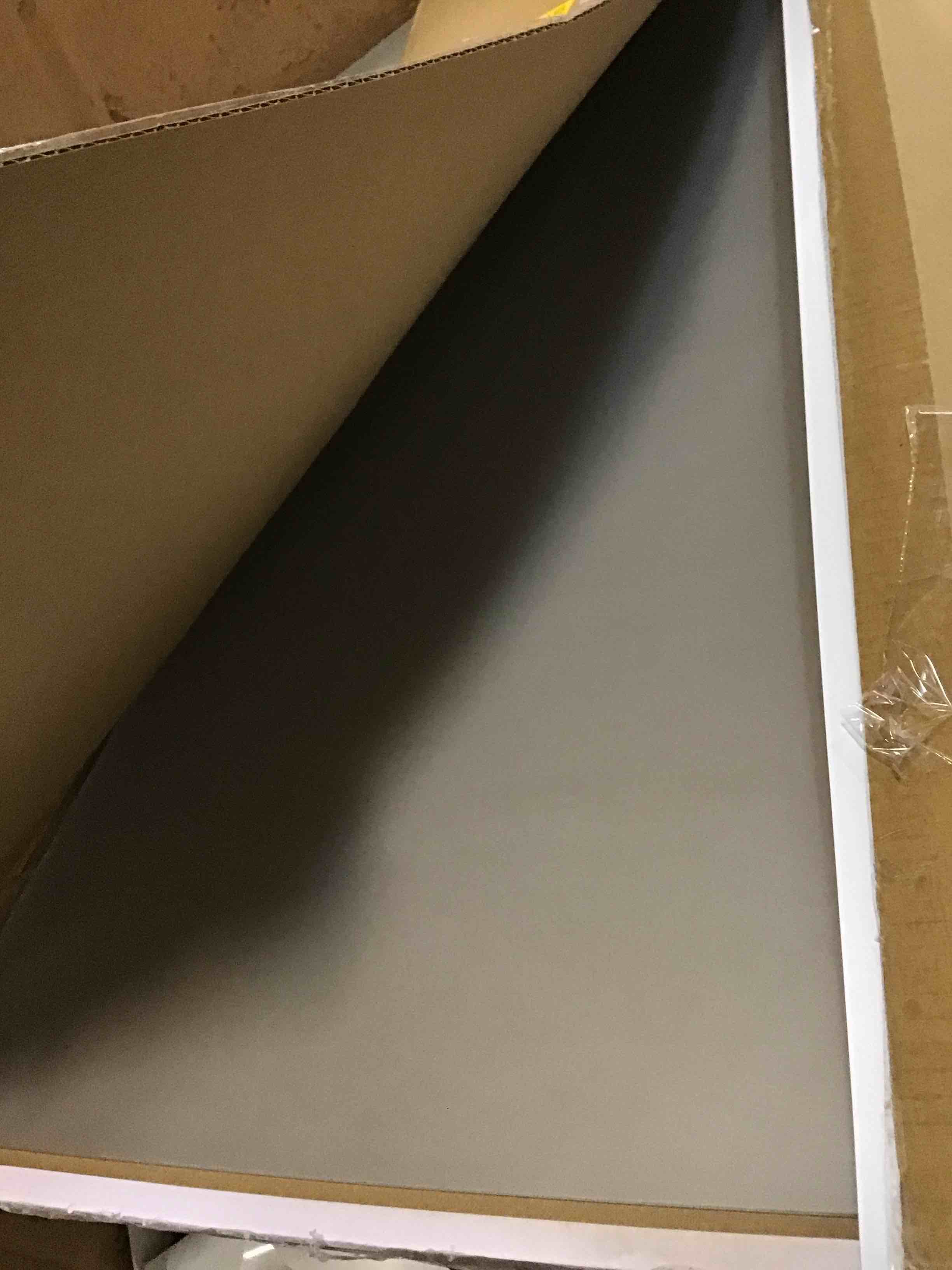 https://s3.amazonaws.com/lotting-images-prod/bidfta/RED6209212_1712238506230.jpeg