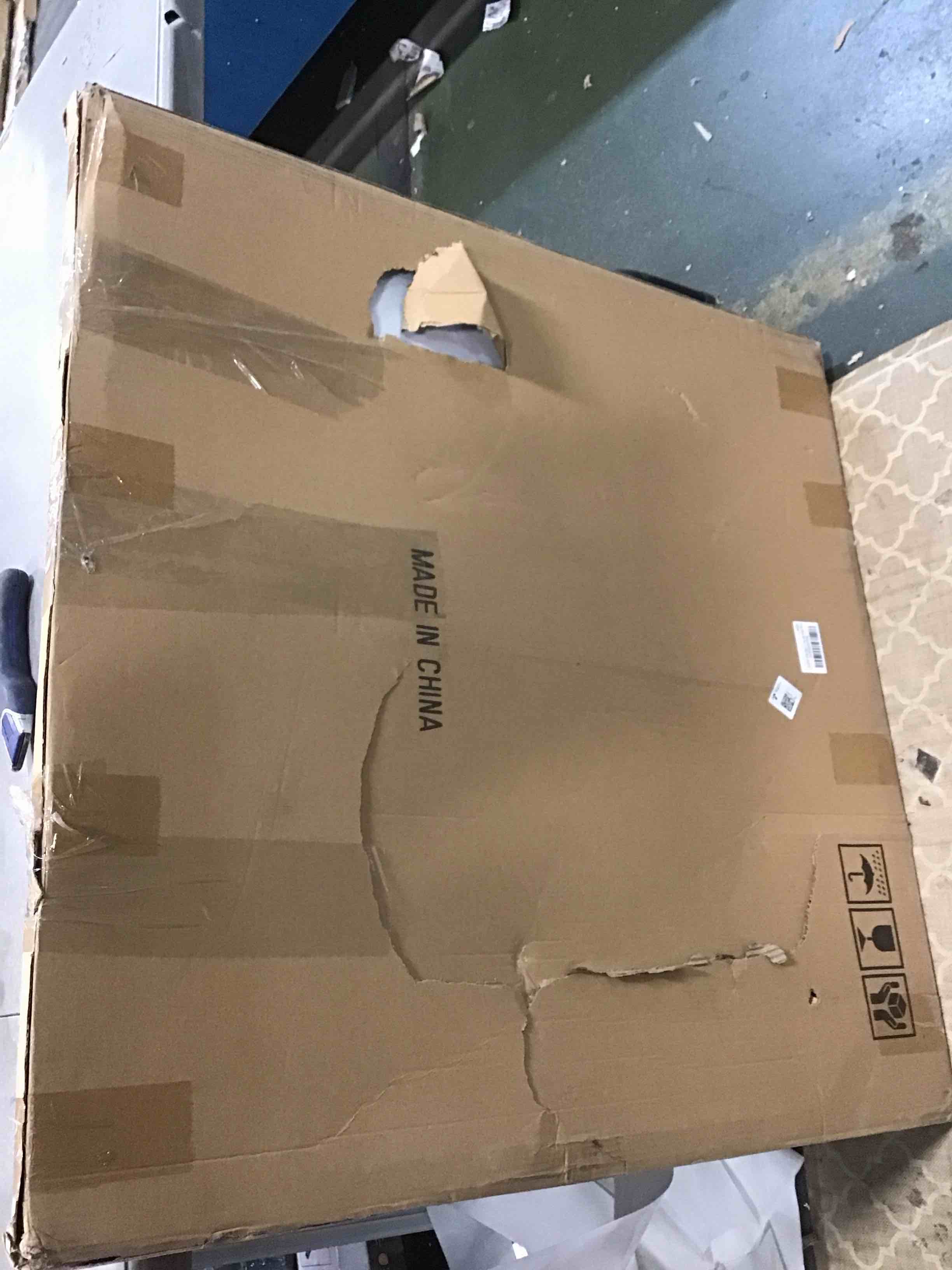 https://s3.amazonaws.com/lotting-images-prod/bidfta/RED6209228_1712241789404.jpeg