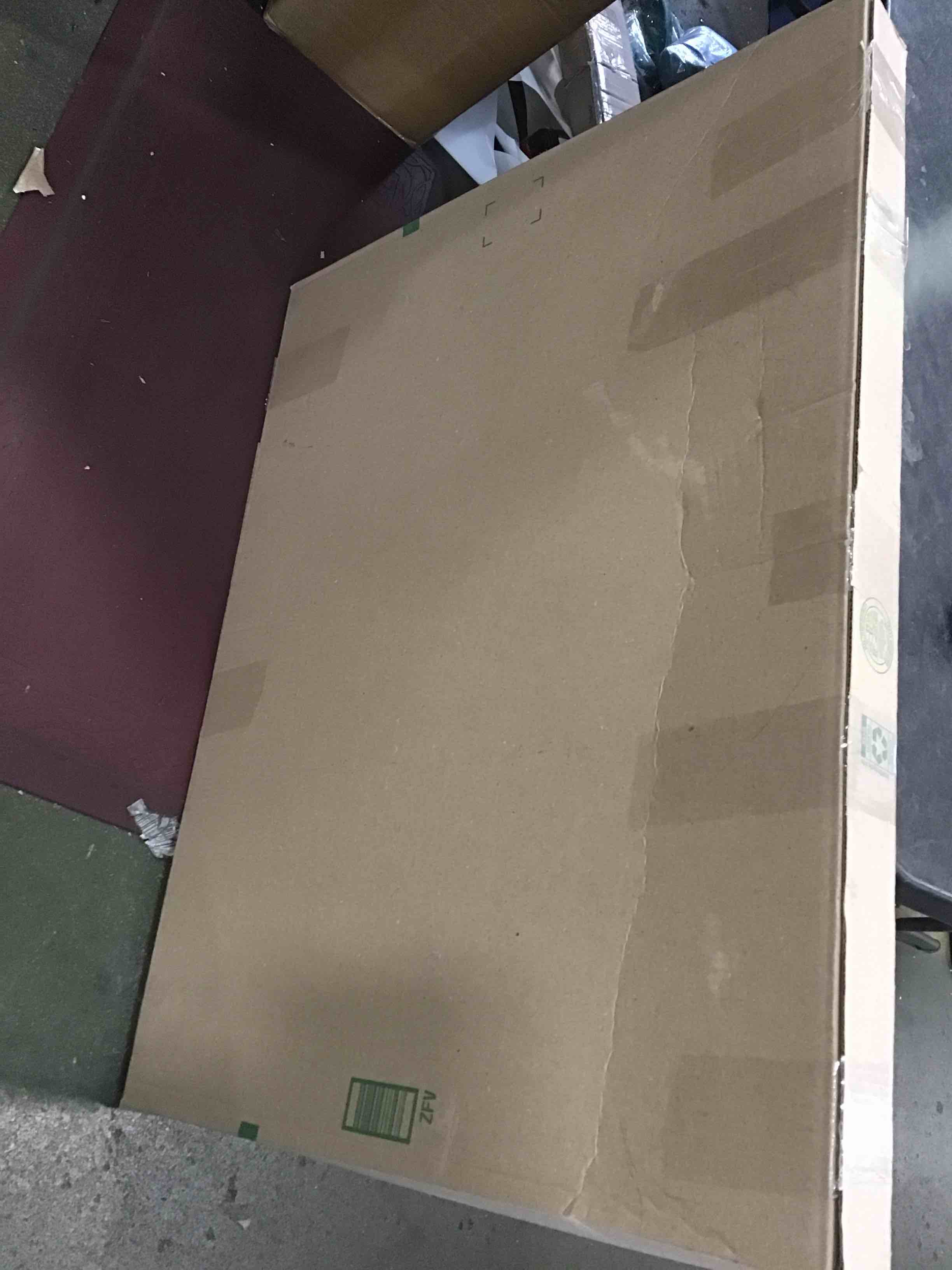 https://s3.amazonaws.com/lotting-images-prod/bidfta/RED6209860_1712418404799.jpeg