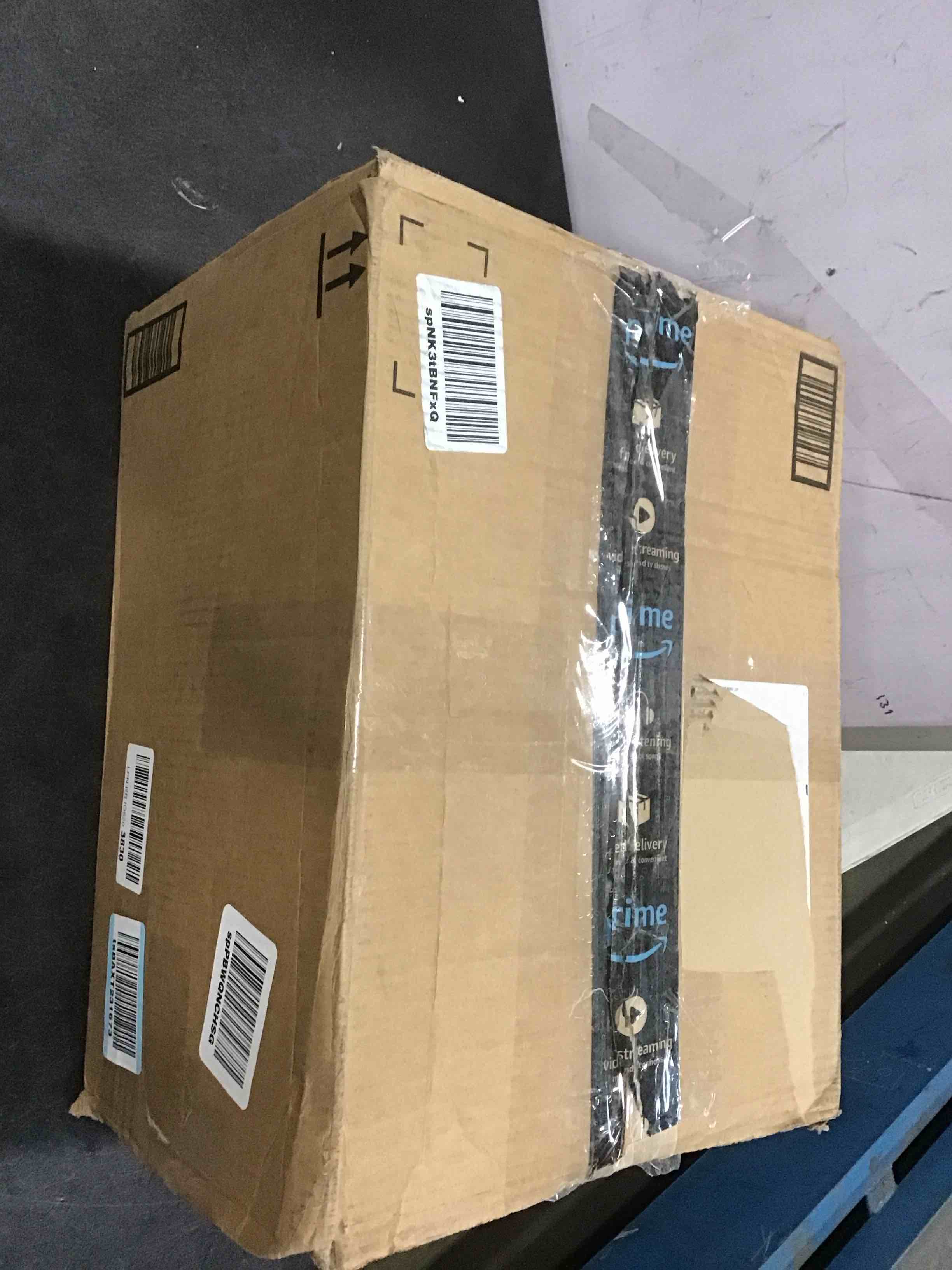 https://s3.amazonaws.com/lotting-images-prod/bidfta/RED6210148_1712573172945.jpeg