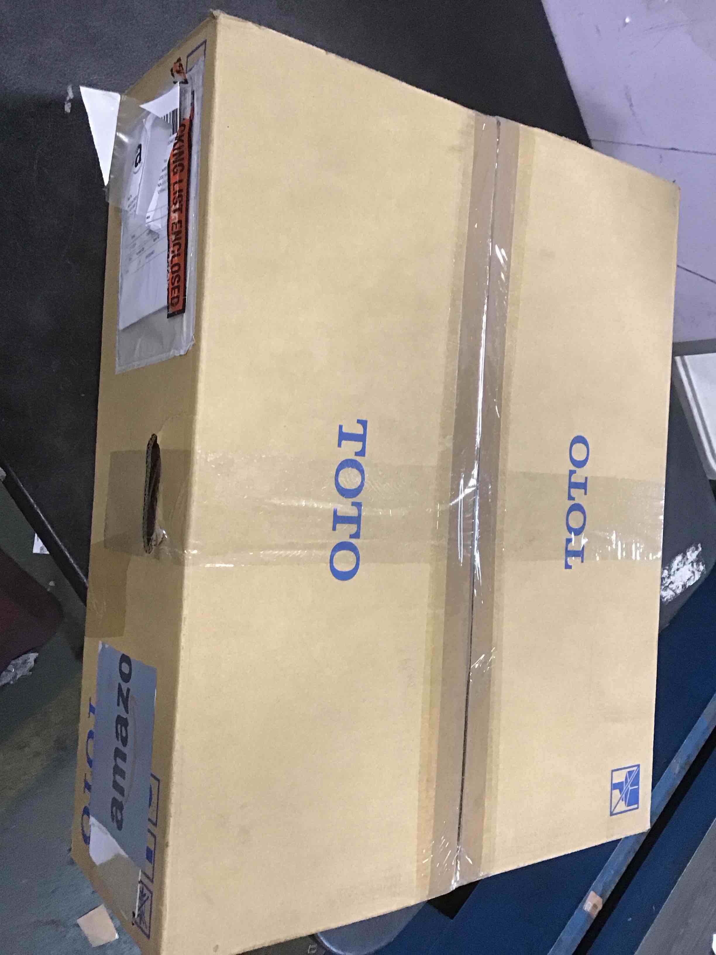 https://s3.amazonaws.com/lotting-images-prod/bidfta/RED6210242_1712583036950.jpeg