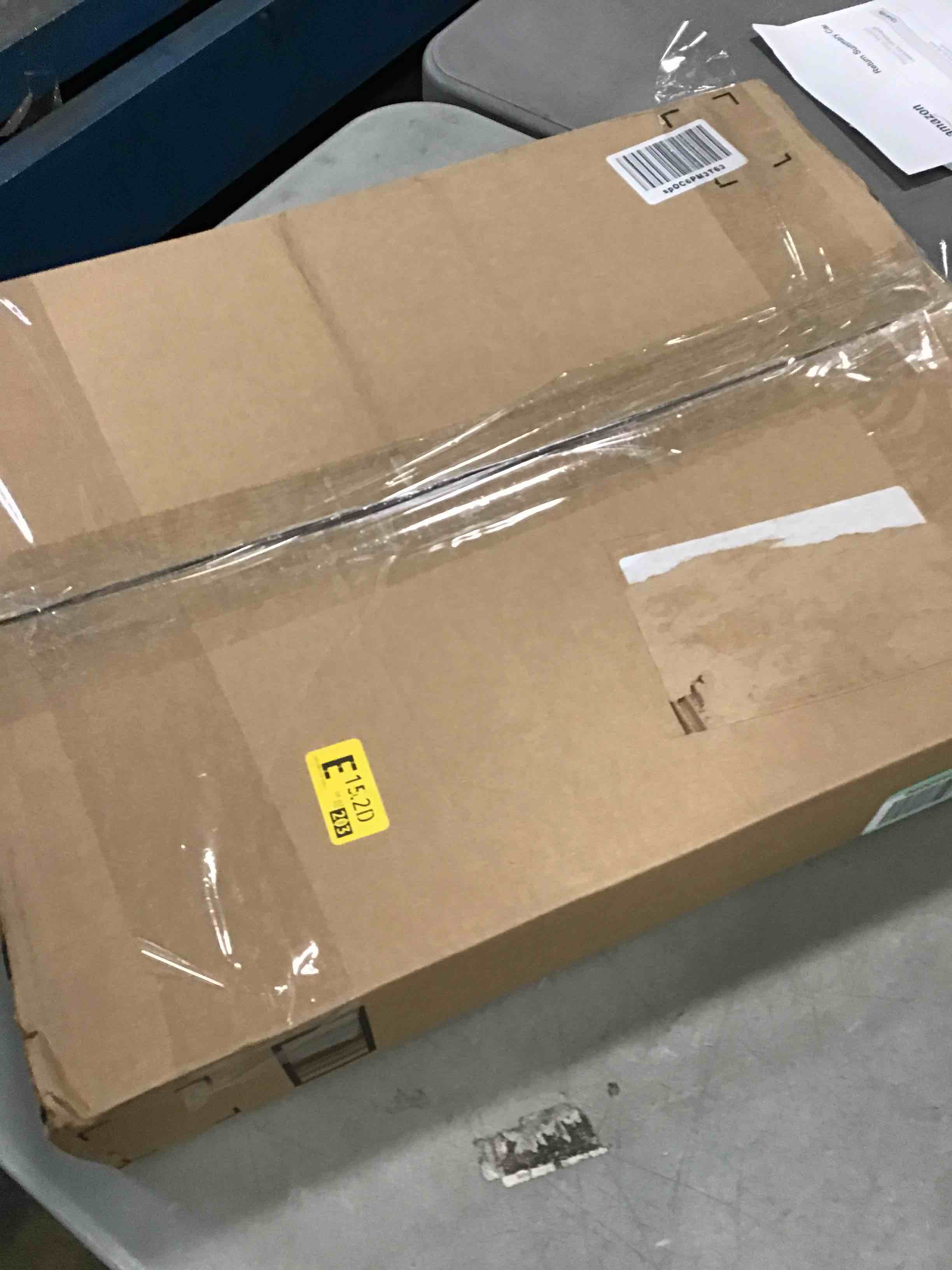 https://s3.amazonaws.com/lotting-images-prod/bidfta/RED6210502_1712067555927.jpeg