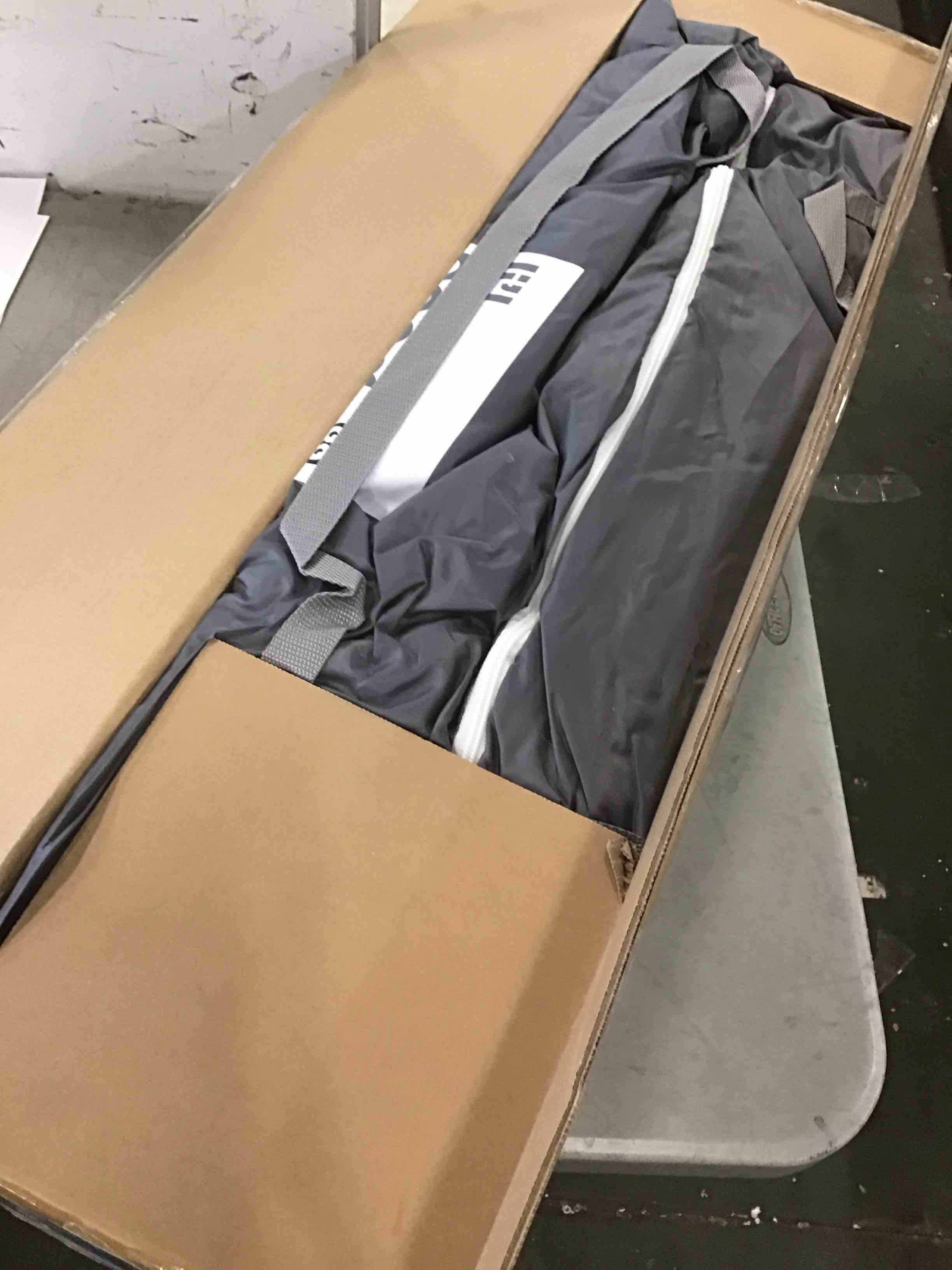 https://s3.amazonaws.com/lotting-images-prod/bidfta/RED6211484_1712415711598.jpeg