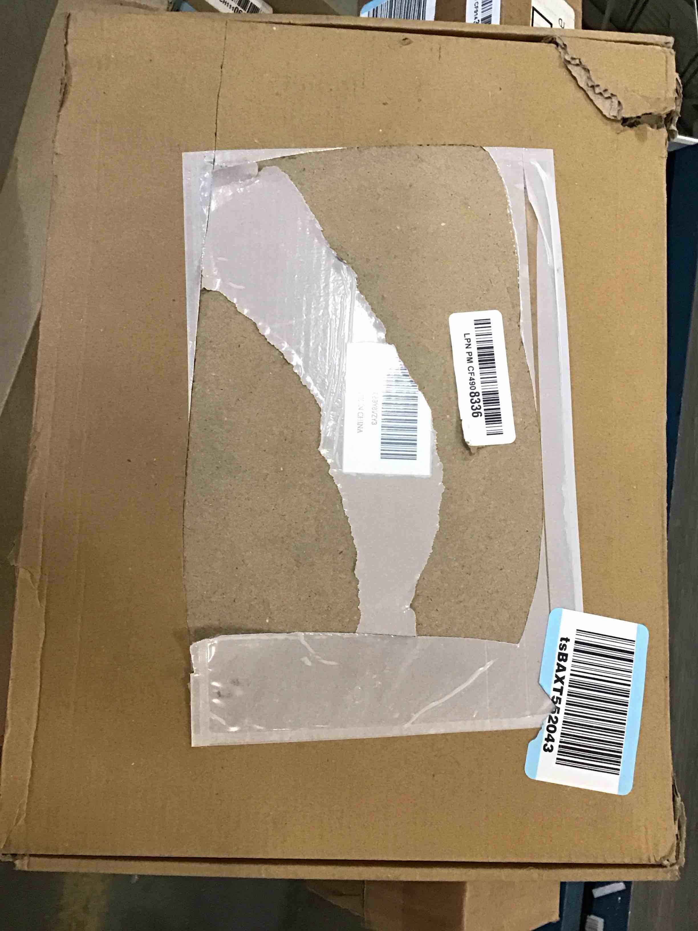 https://s3.amazonaws.com/lotting-images-prod/bidfta/RED6211680_1712495855582.jpeg