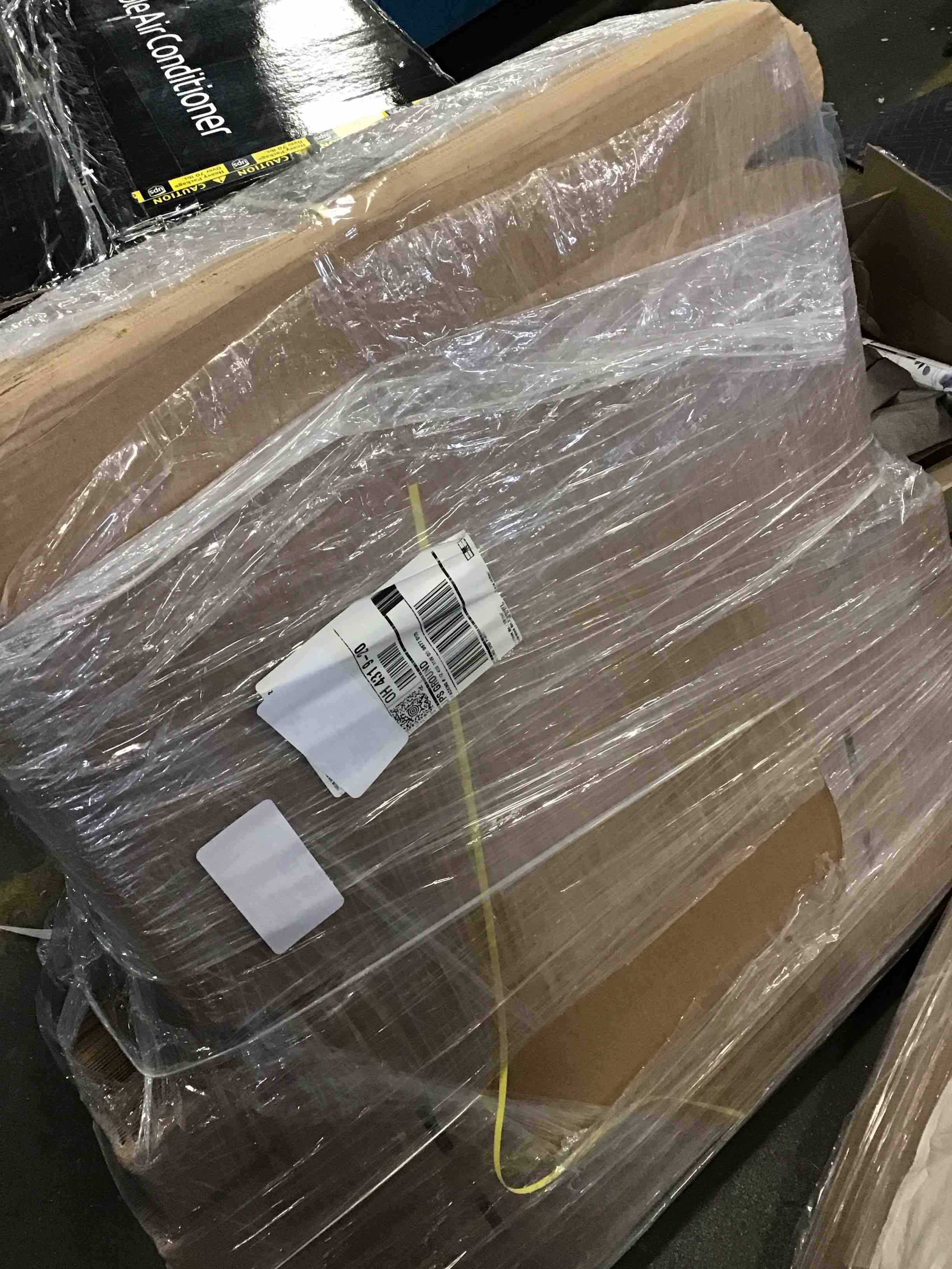 https://s3.amazonaws.com/lotting-images-prod/bidfta/RED6211731_1712502067372.jpeg