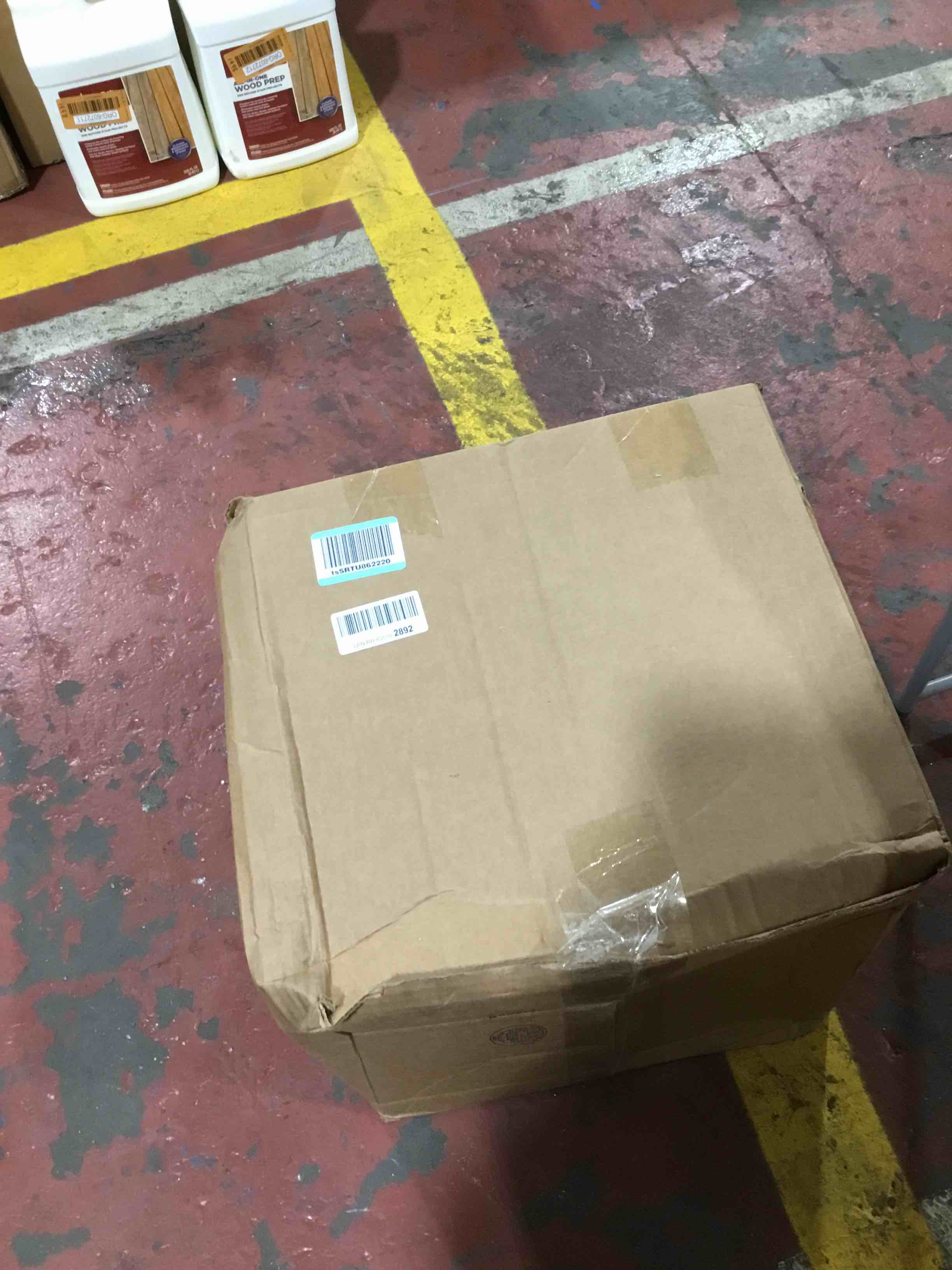 https://s3.amazonaws.com/lotting-images-prod/bidfta/RED6213346_1714073621488.jpeg