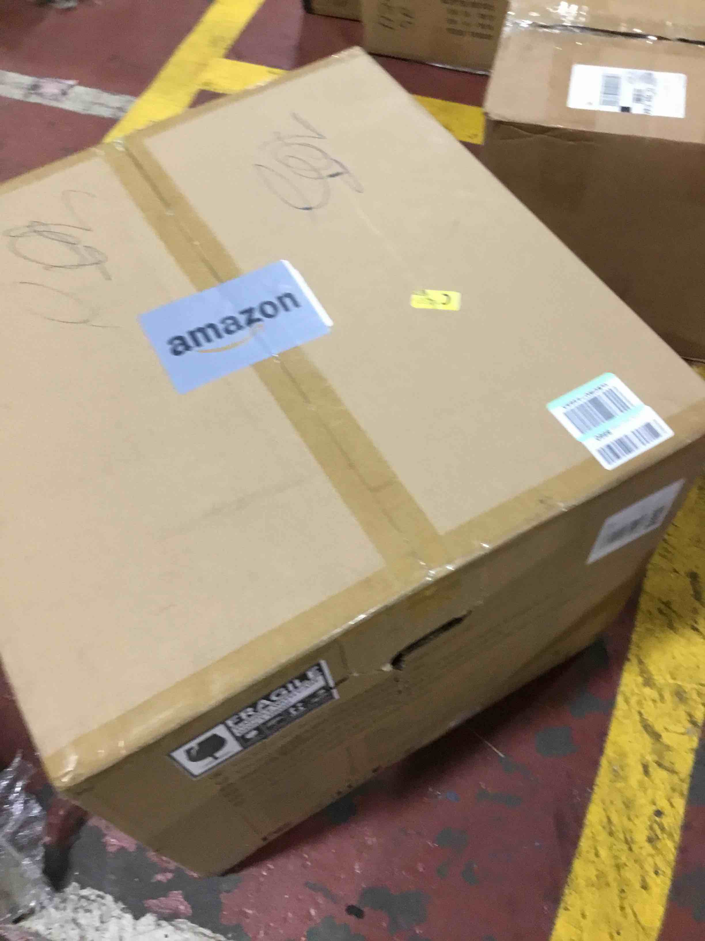 https://s3.amazonaws.com/lotting-images-prod/bidfta/RED6213347_1714073895938.jpeg