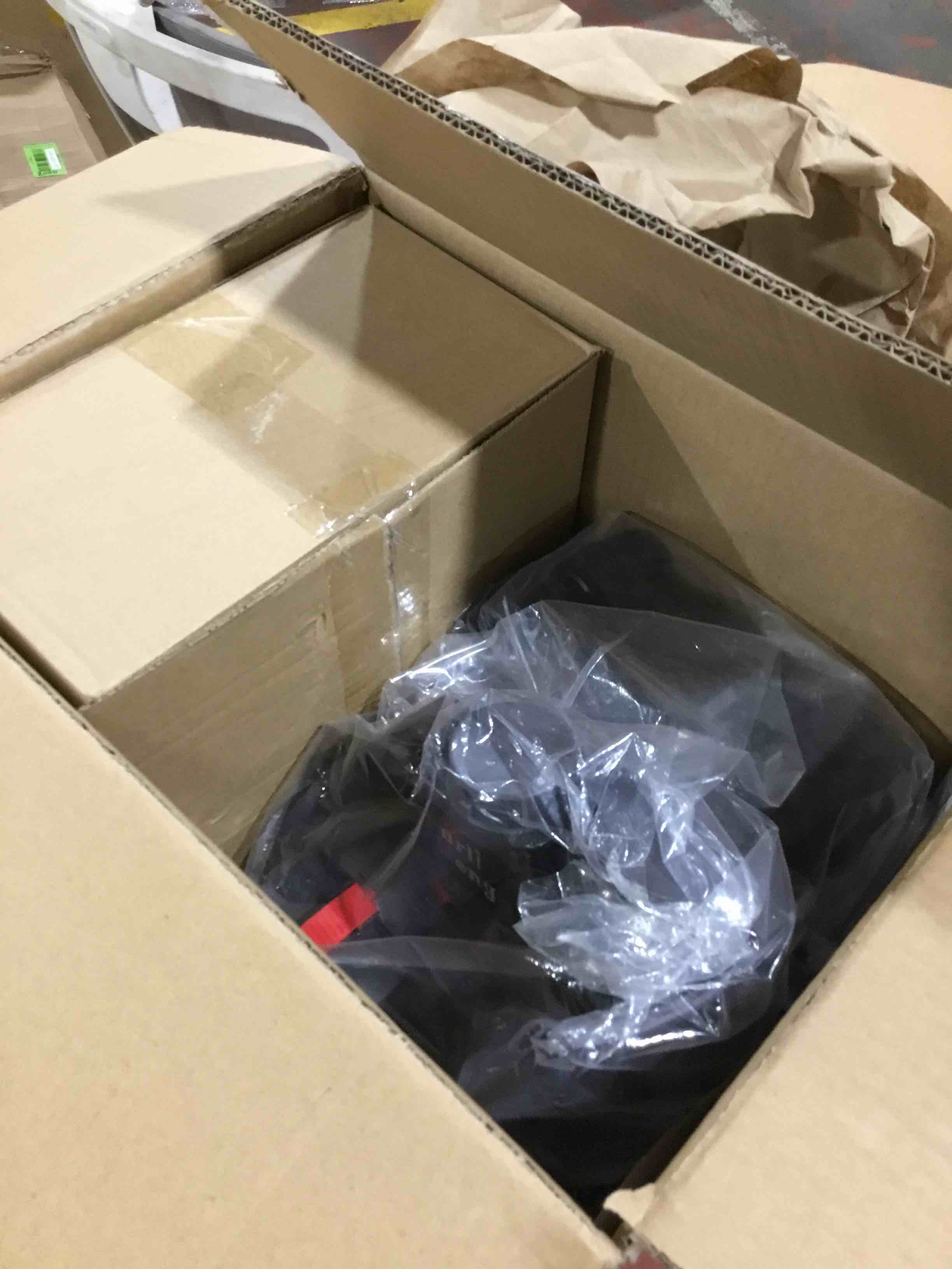 https://s3.amazonaws.com/lotting-images-prod/bidfta/RED6213355_1714075212441.jpeg